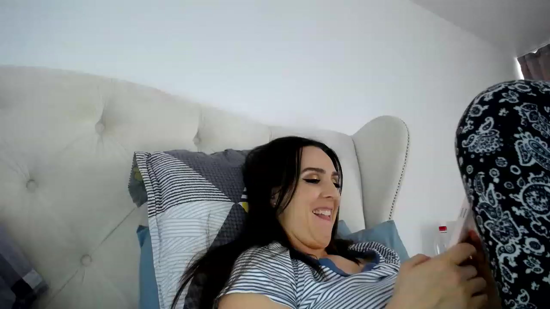 Gallery image thumbnail from L_A_U's myfreecams stream on, 12/12/2022, 11:30 image 2 of 20