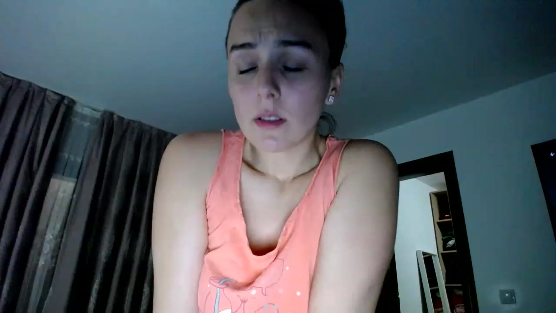 Gallery image thumbnail from L_A_U's myfreecams stream on, 01/29/2023, 23:47 image 9 of 20
