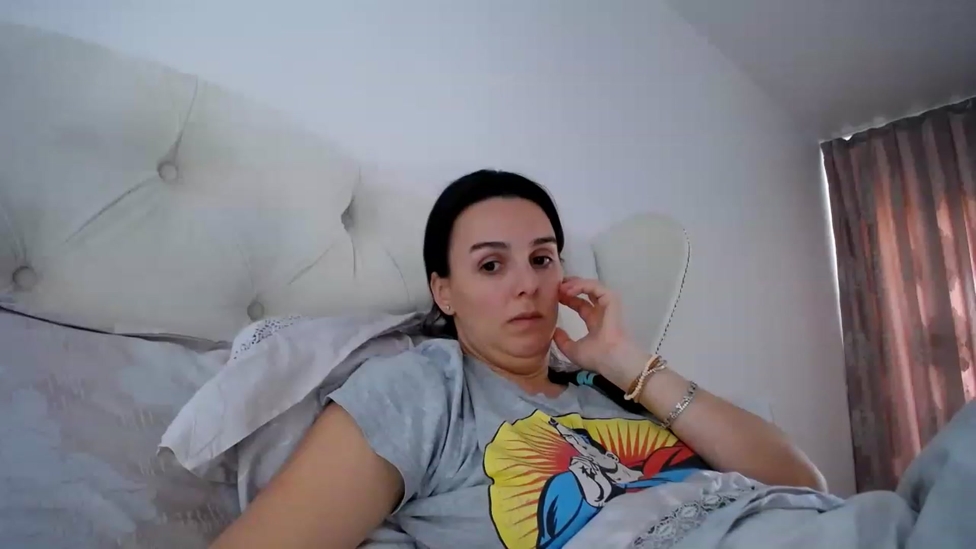 Gallery image thumbnail from L_A_U's myfreecams stream on, 02/11/2023, 14:08 image 15 of 20