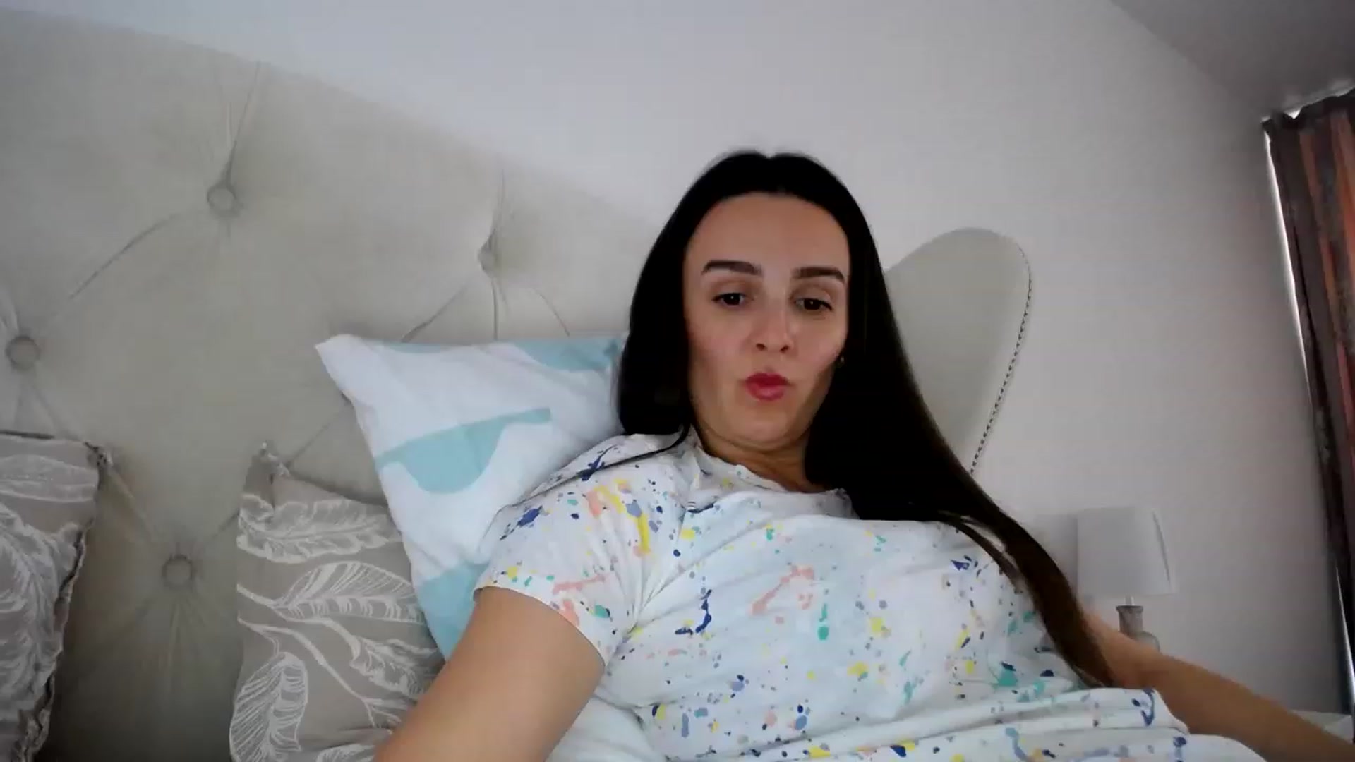 Gallery image thumbnail from L_A_U's myfreecams stream on, 02/20/2023, 12:56 image 9 of 20