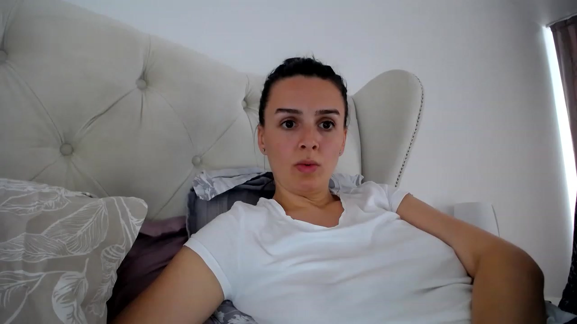 Gallery image thumbnail from L_A_U's myfreecams stream on, 03/26/2023, 11:35 image 5 of 20