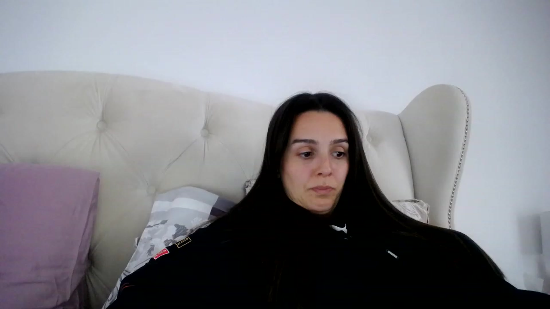 Gallery image thumbnail from L_A_U's myfreecams stream on, 04/02/2023, 14:17 image 9 of 20