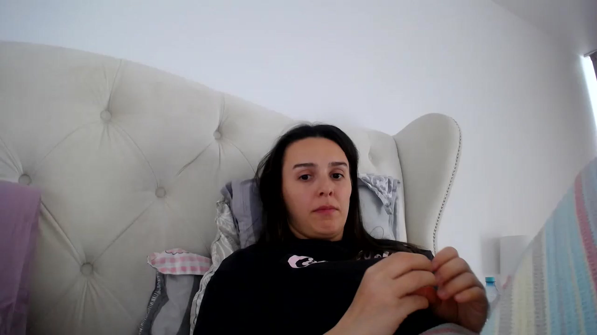 Gallery image thumbnail from L_A_U's myfreecams stream on, 04/03/2023, 12:22 image 5 of 20