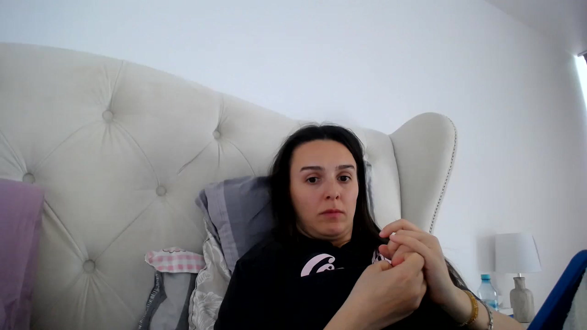 Gallery image thumbnail from L_A_U's myfreecams stream on, 04/03/2023, 12:22 image 1 of 20