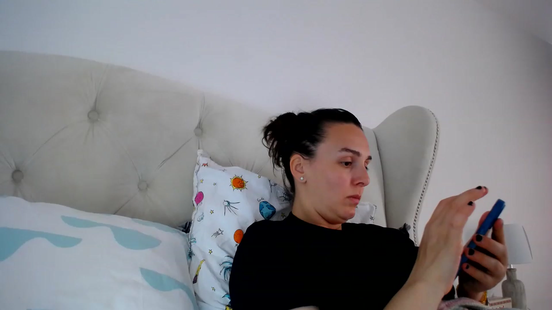 Gallery image thumbnail from L_A_U's myfreecams stream on, 04/24/2023, 08:19 image 8 of 20