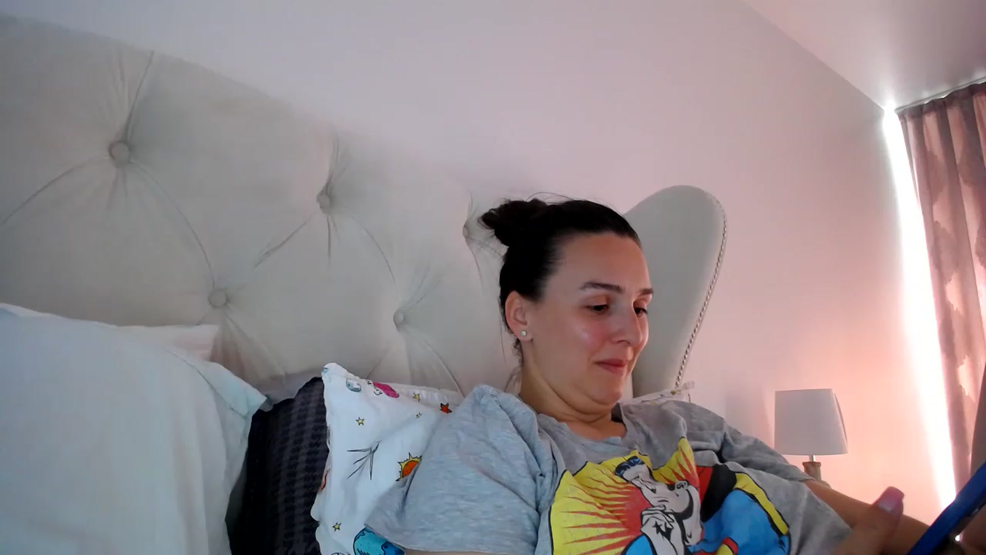 Gallery image thumbnail from L_A_U's myfreecams stream on, 05/02/2023, 07:34 image 15 of 20