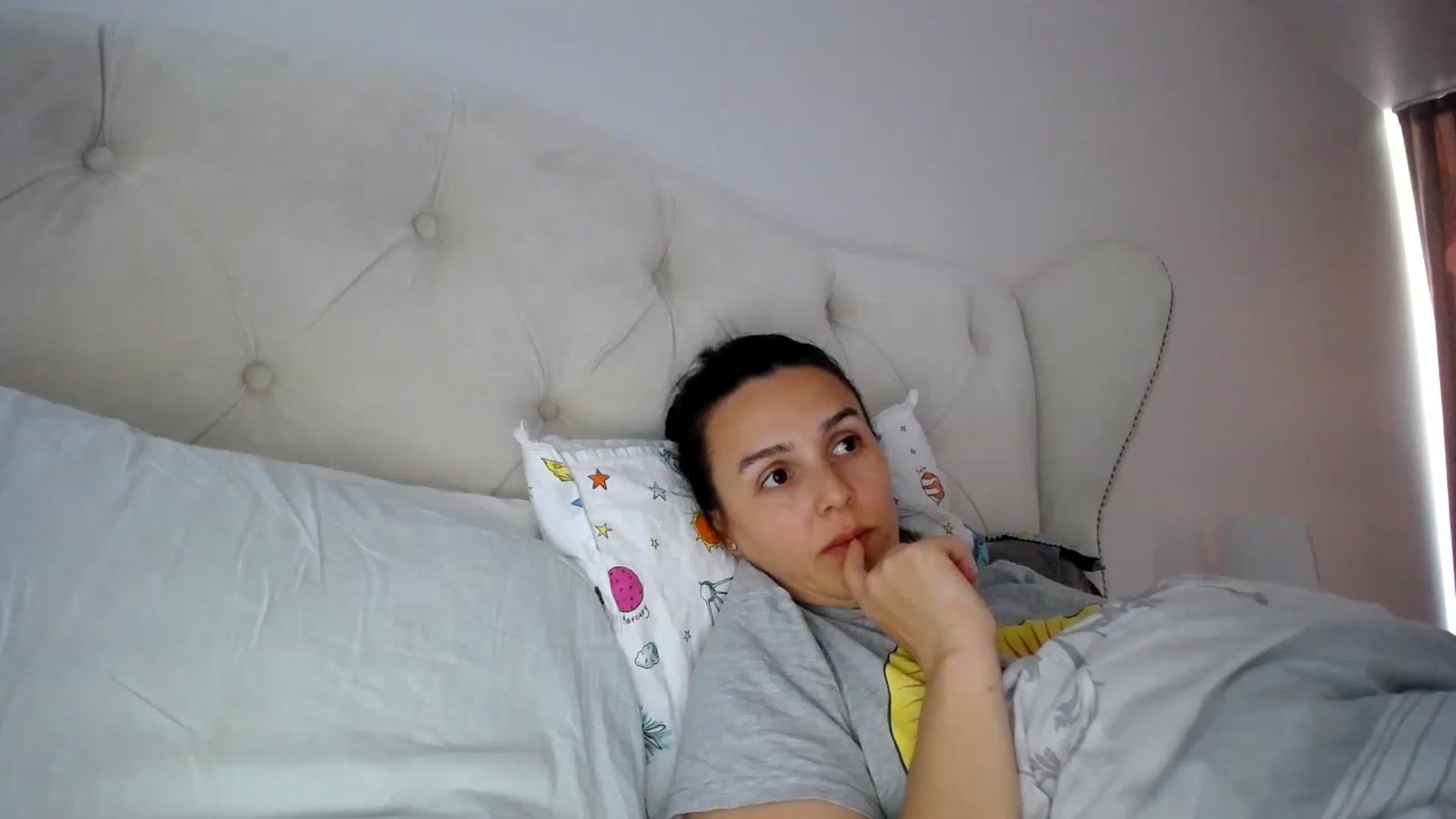 Gallery image thumbnail from L_A_U's myfreecams stream on, 05/02/2023, 10:31 image 20 of 20