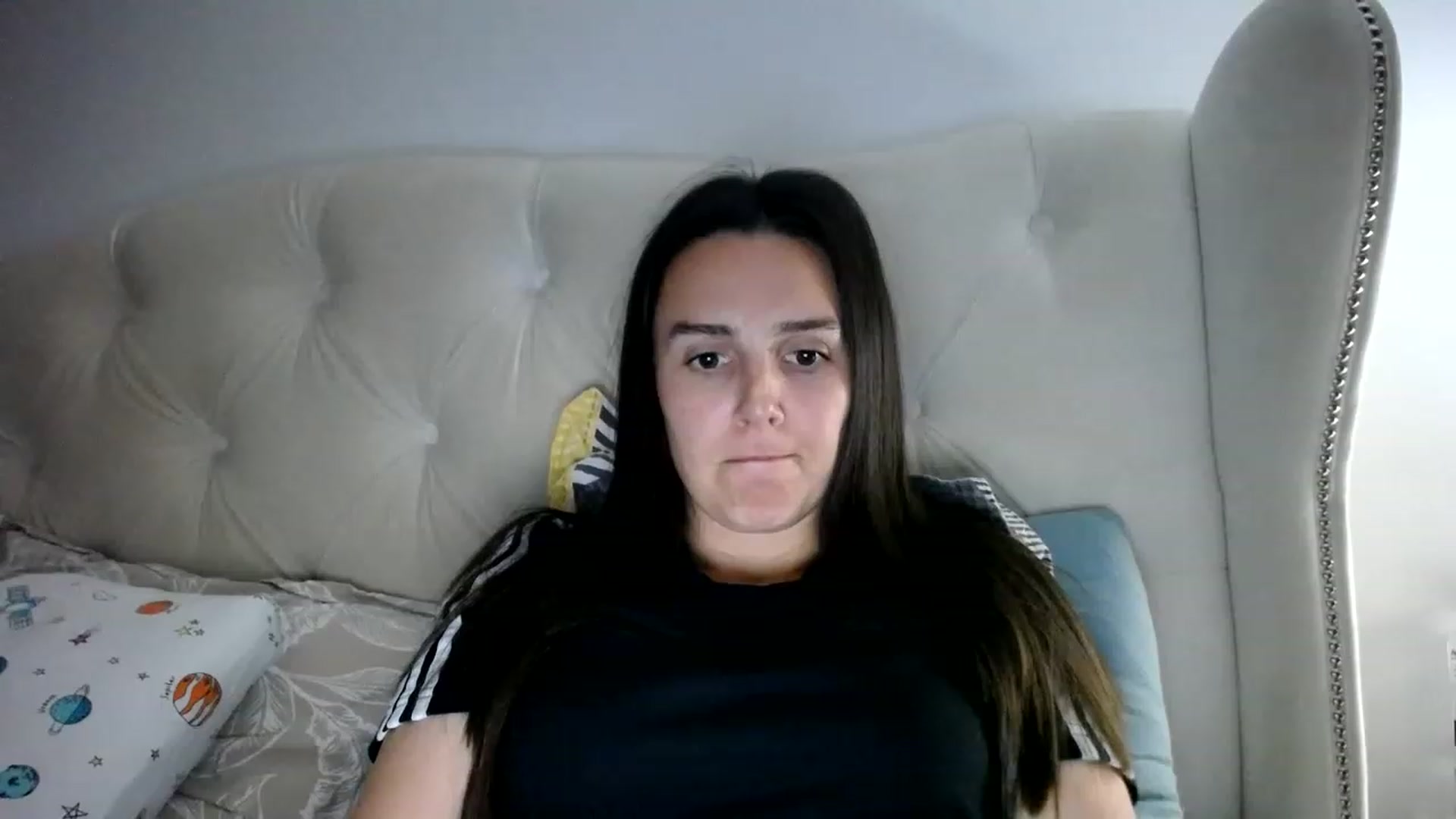 Gallery image thumbnail from L_A_U's myfreecams stream on, 05/03/2023, 19:53 image 5 of 20