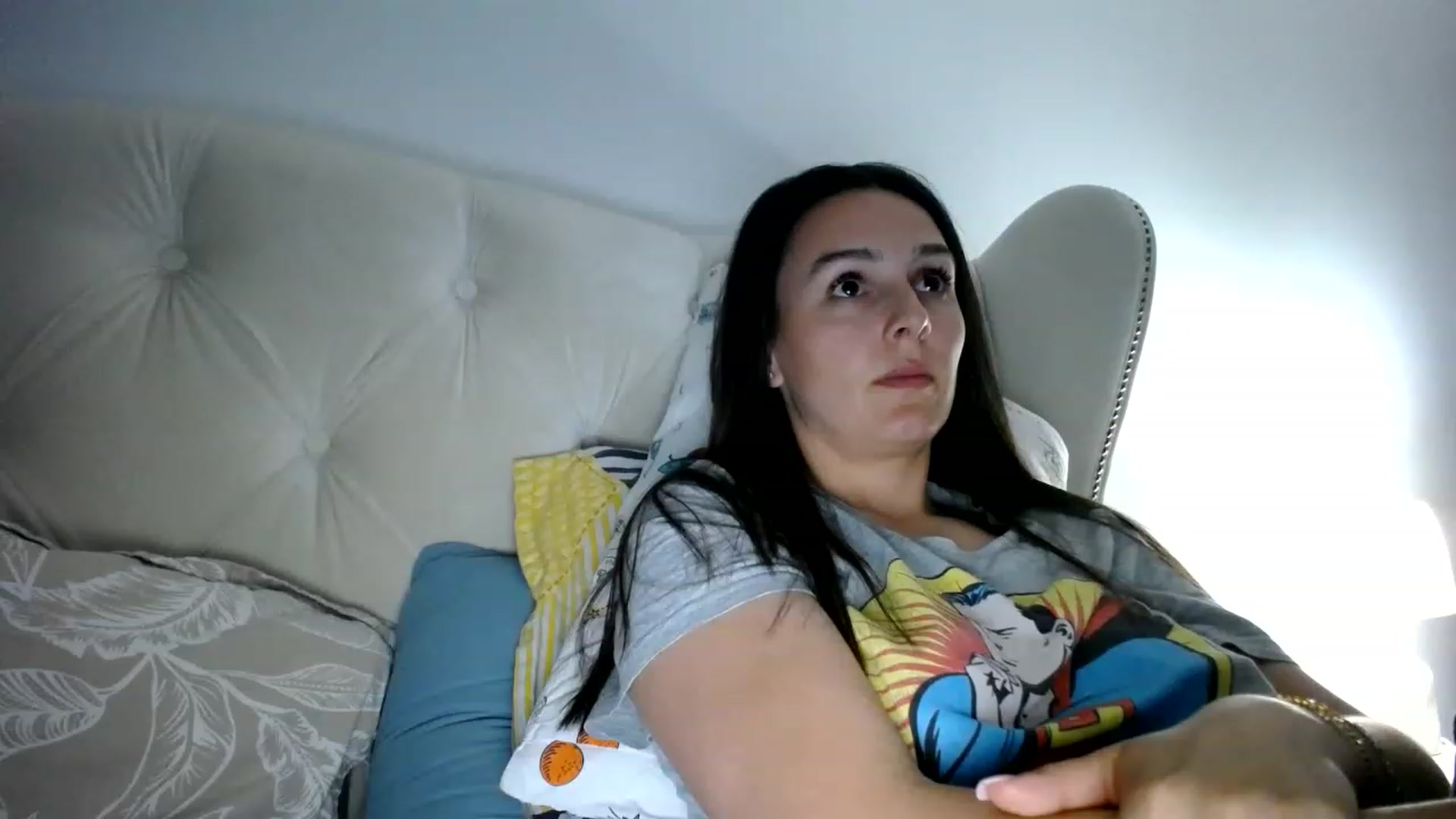 Gallery image thumbnail from L_A_U's myfreecams stream on, 05/09/2023, 17:59 image 15 of 20