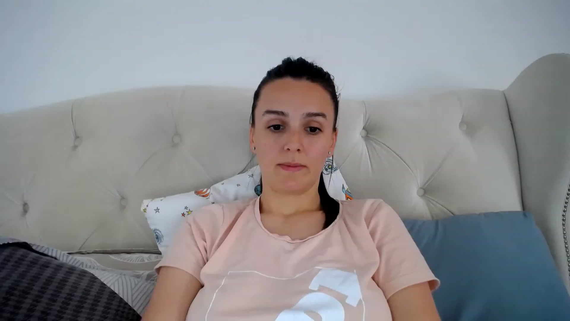 Gallery image thumbnail from L_A_U's myfreecams stream on, 05/10/2023, 11:28 image 8 of 20