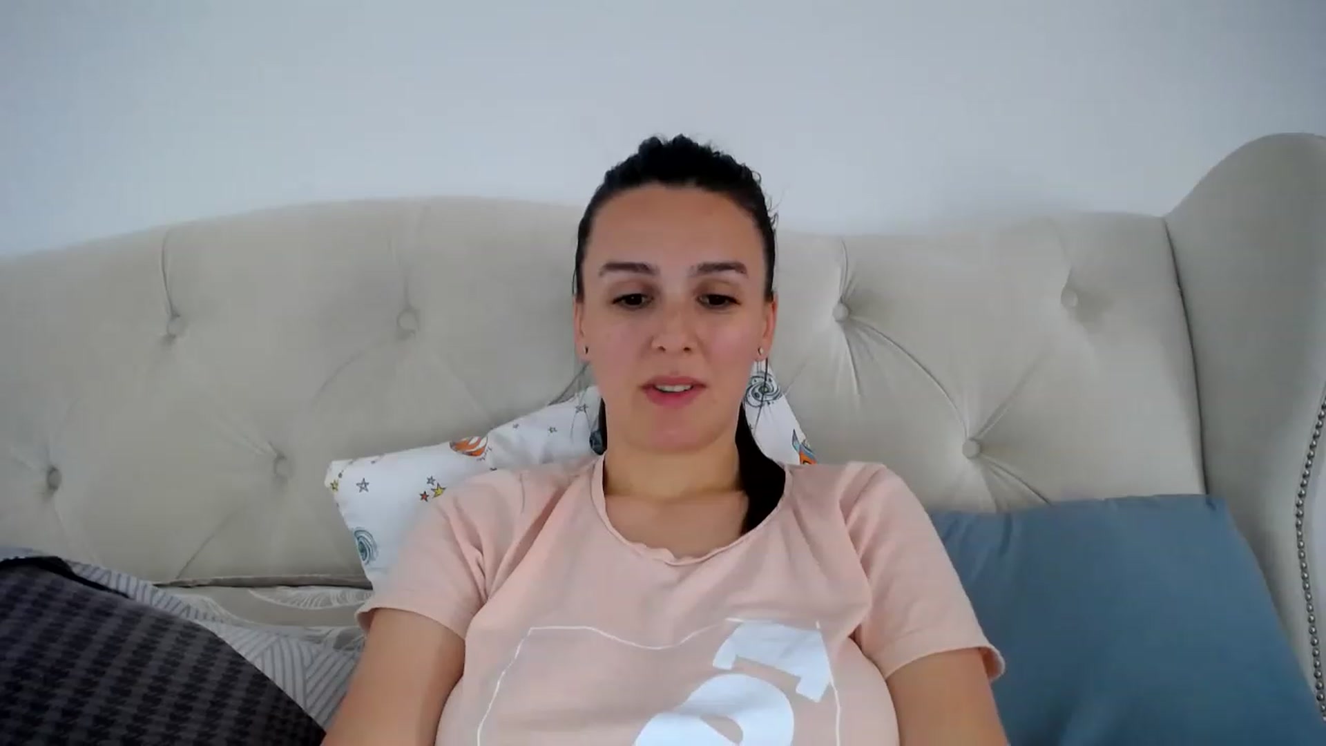 Gallery image thumbnail from L_A_U's myfreecams stream on, 05/10/2023, 11:28 image 7 of 20