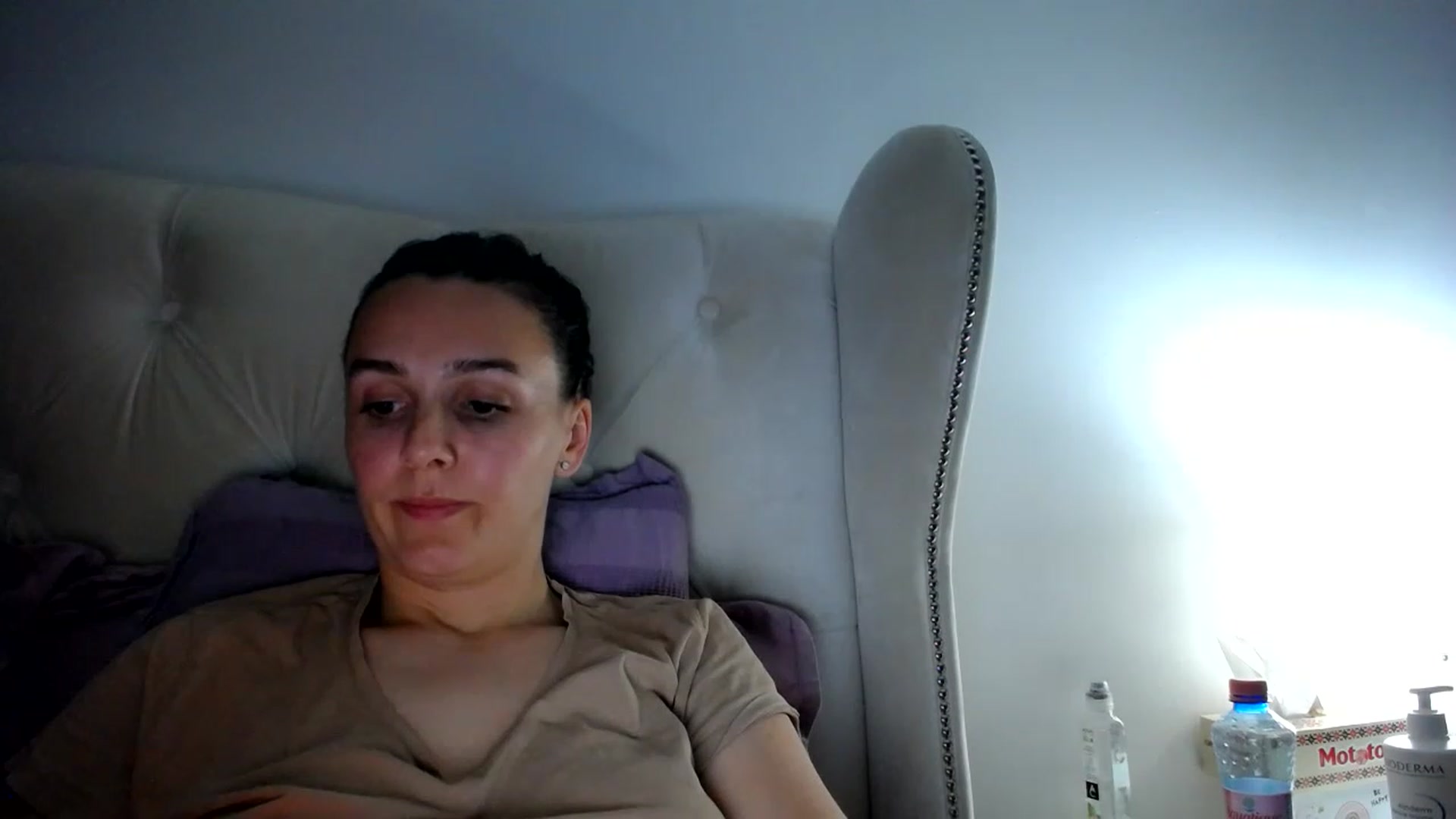 Gallery image thumbnail from L_A_U's myfreecams stream on, 05/14/2023, 21:26 image 18 of 20
