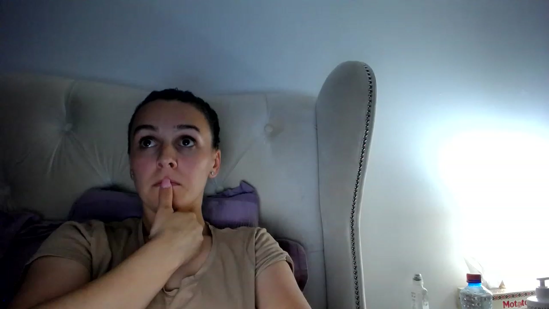 Gallery image thumbnail from L_A_U's myfreecams stream on, 05/14/2023, 21:26 image 13 of 20