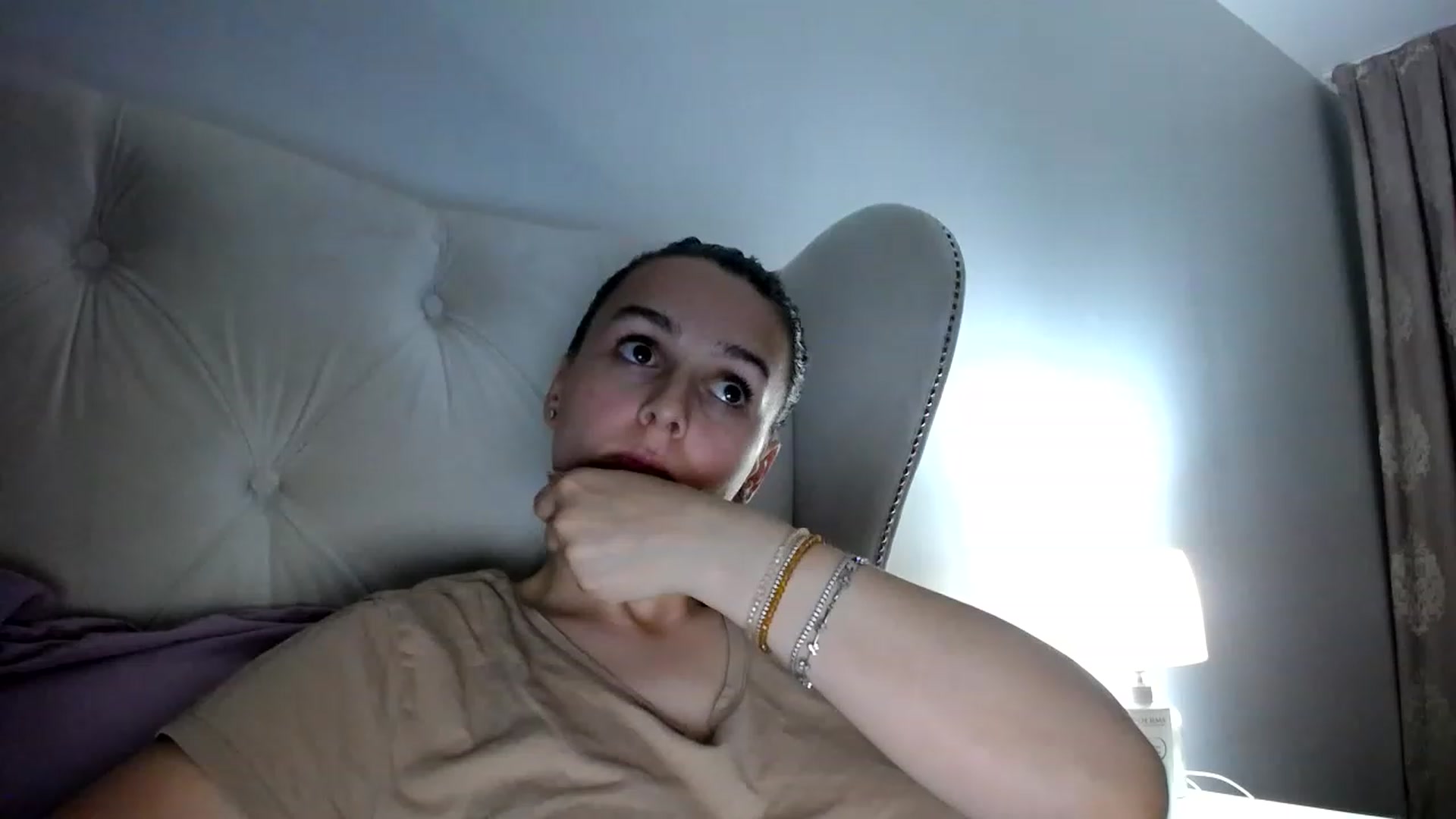 Gallery image thumbnail from L_A_U's myfreecams stream on, 05/14/2023, 21:26 image 1 of 20