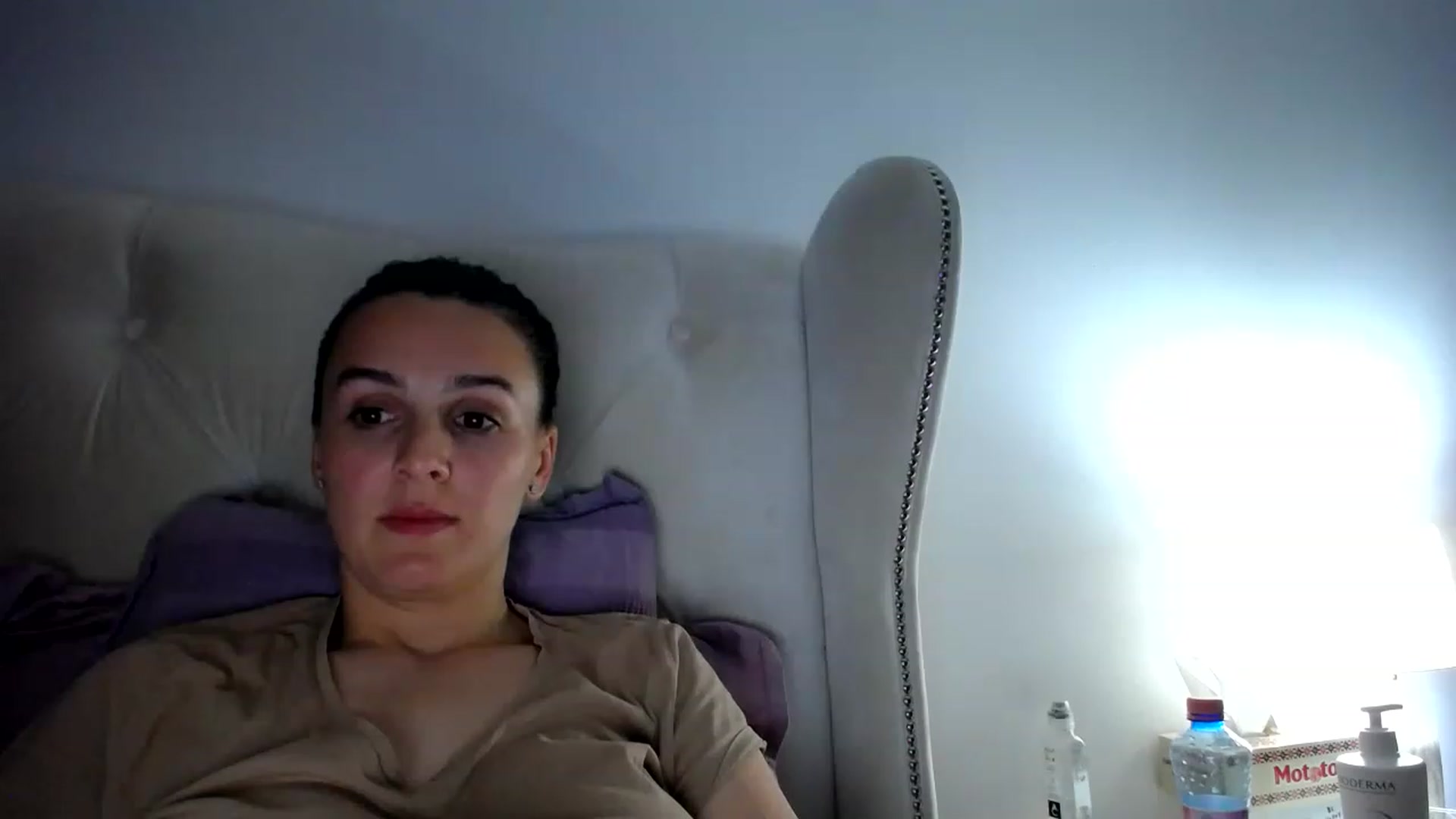 Gallery image thumbnail from L_A_U's myfreecams stream on, 05/14/2023, 21:26 image 16 of 20