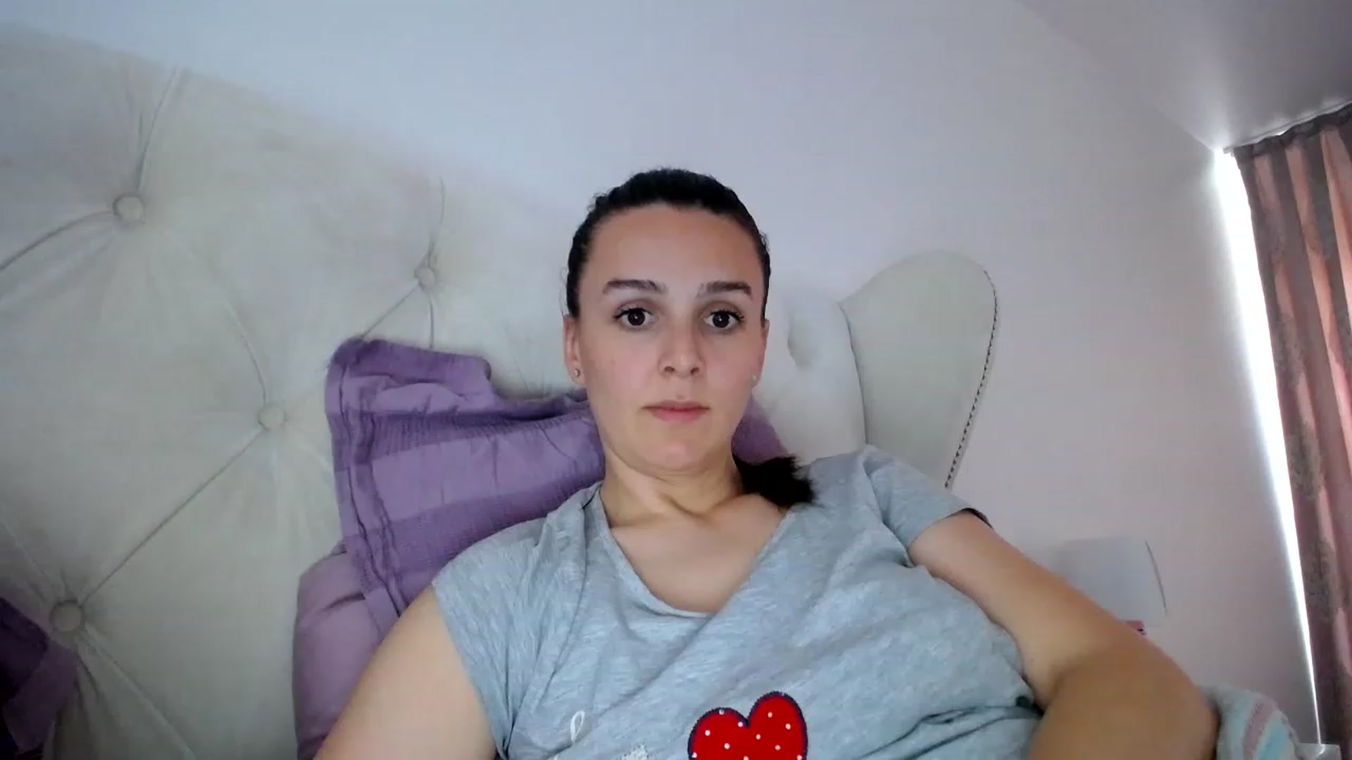 Gallery image thumbnail from L_A_U's myfreecams stream on, 05/15/2023, 11:14 image 8 of 20