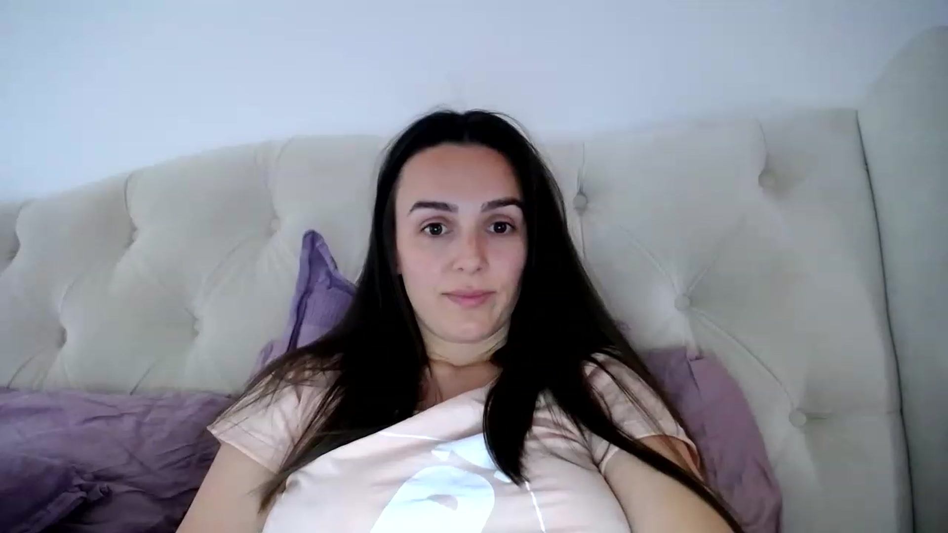 Gallery image thumbnail from L_A_U's myfreecams stream on, 05/17/2023, 11:55 image 2 of 20
