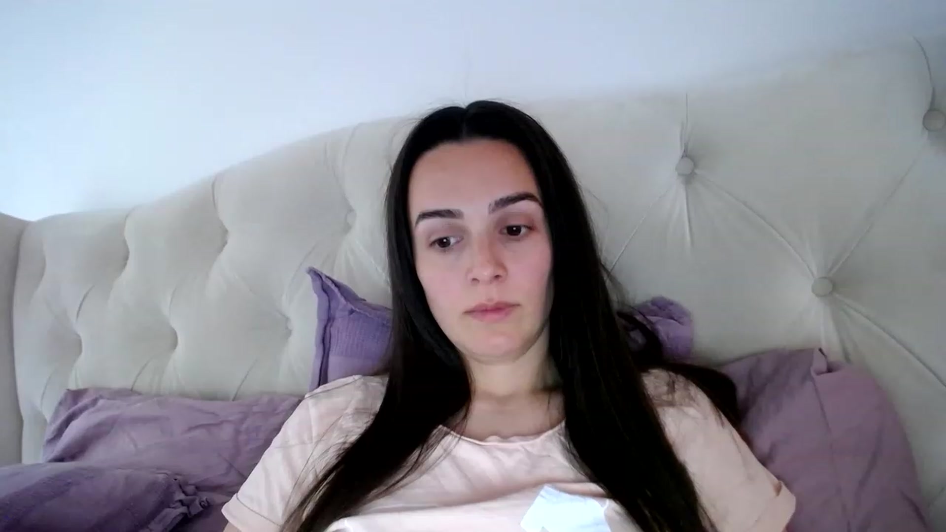 Gallery image thumbnail from L_A_U's myfreecams stream on, 05/17/2023, 11:55 image 18 of 20