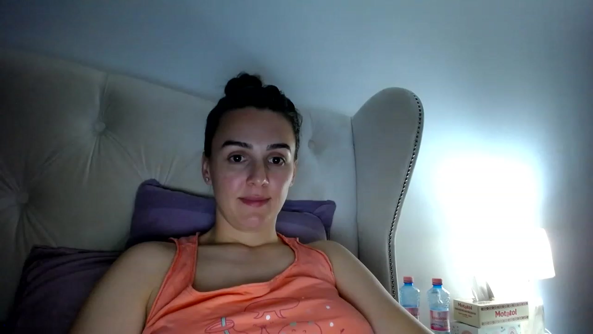 Gallery image thumbnail from L_A_U's myfreecams stream on, 05/18/2023, 21:15 image 7 of 20