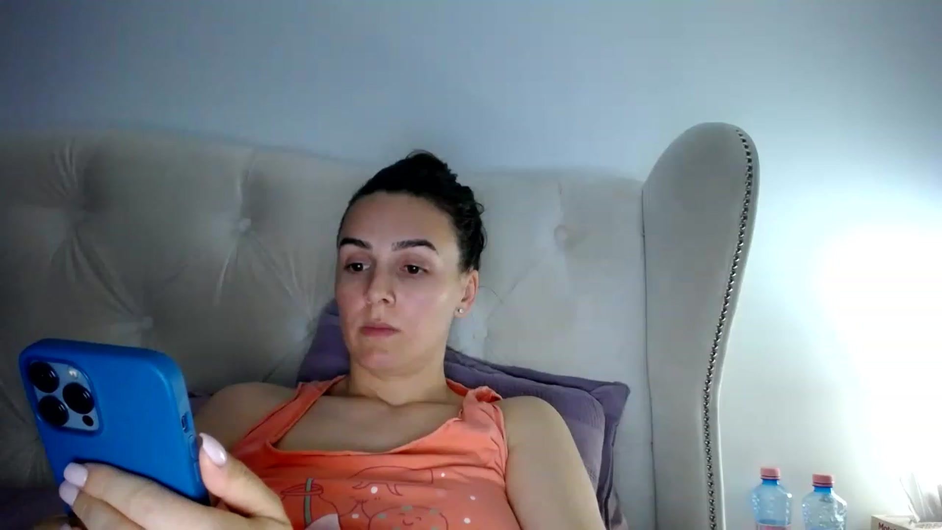 Gallery image thumbnail from L_A_U's myfreecams stream on, 05/18/2023, 21:42 image 7 of 20
