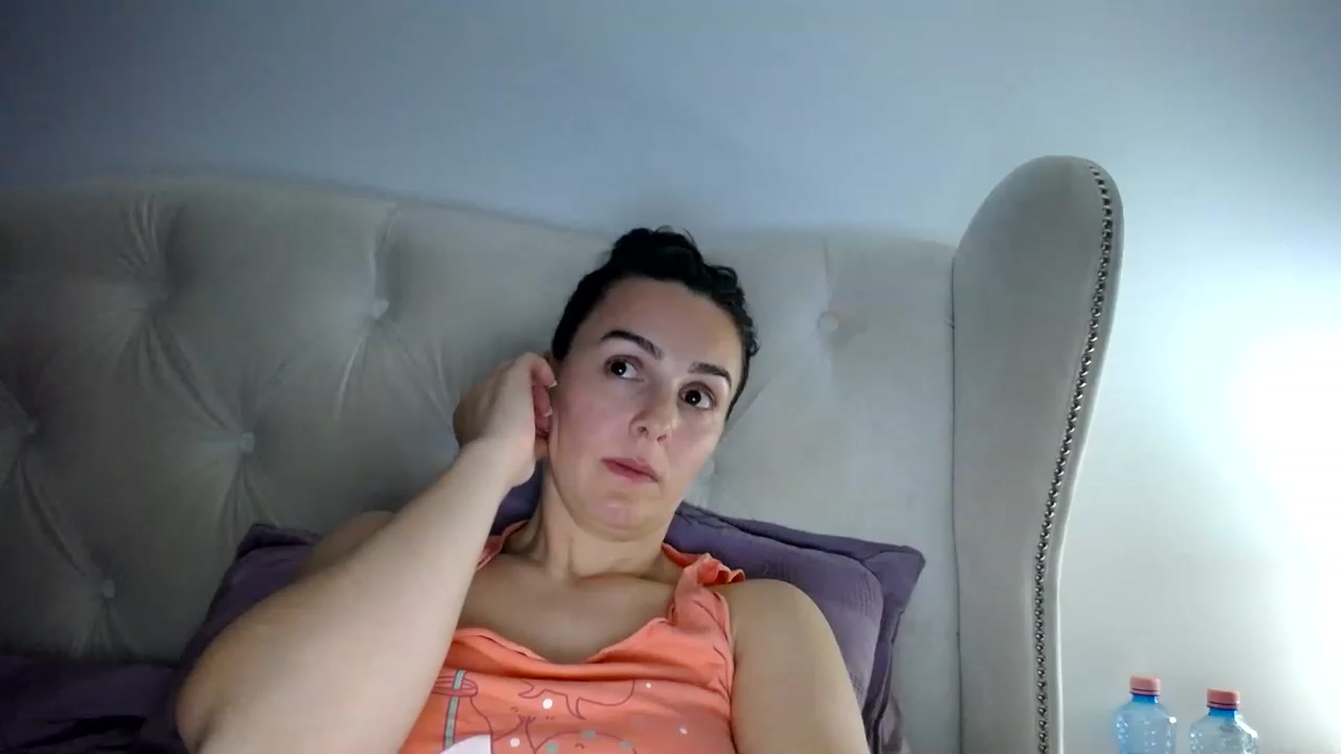 Gallery image thumbnail from L_A_U's myfreecams stream on, 05/18/2023, 21:42 image 13 of 20