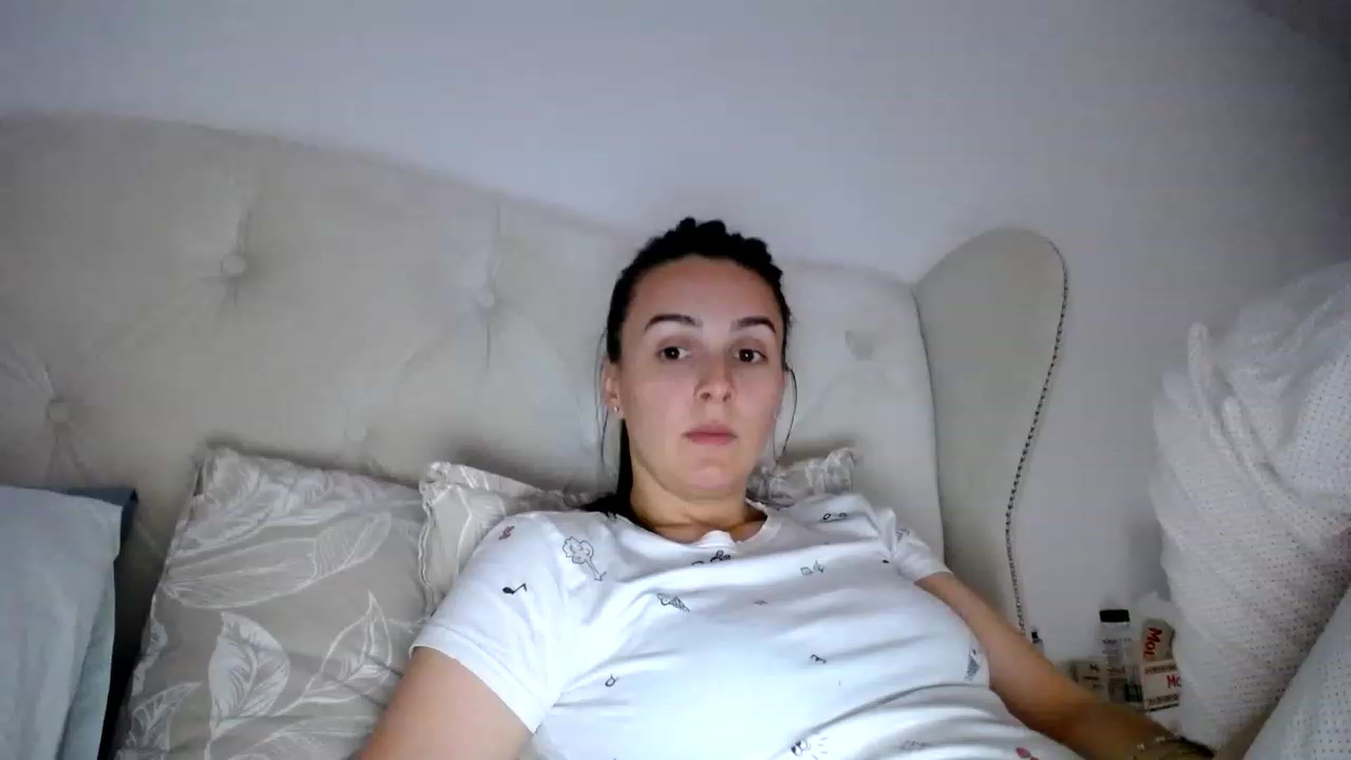 Gallery image thumbnail from L_A_U's myfreecams stream on, 05/21/2023, 16:16 image 13 of 20