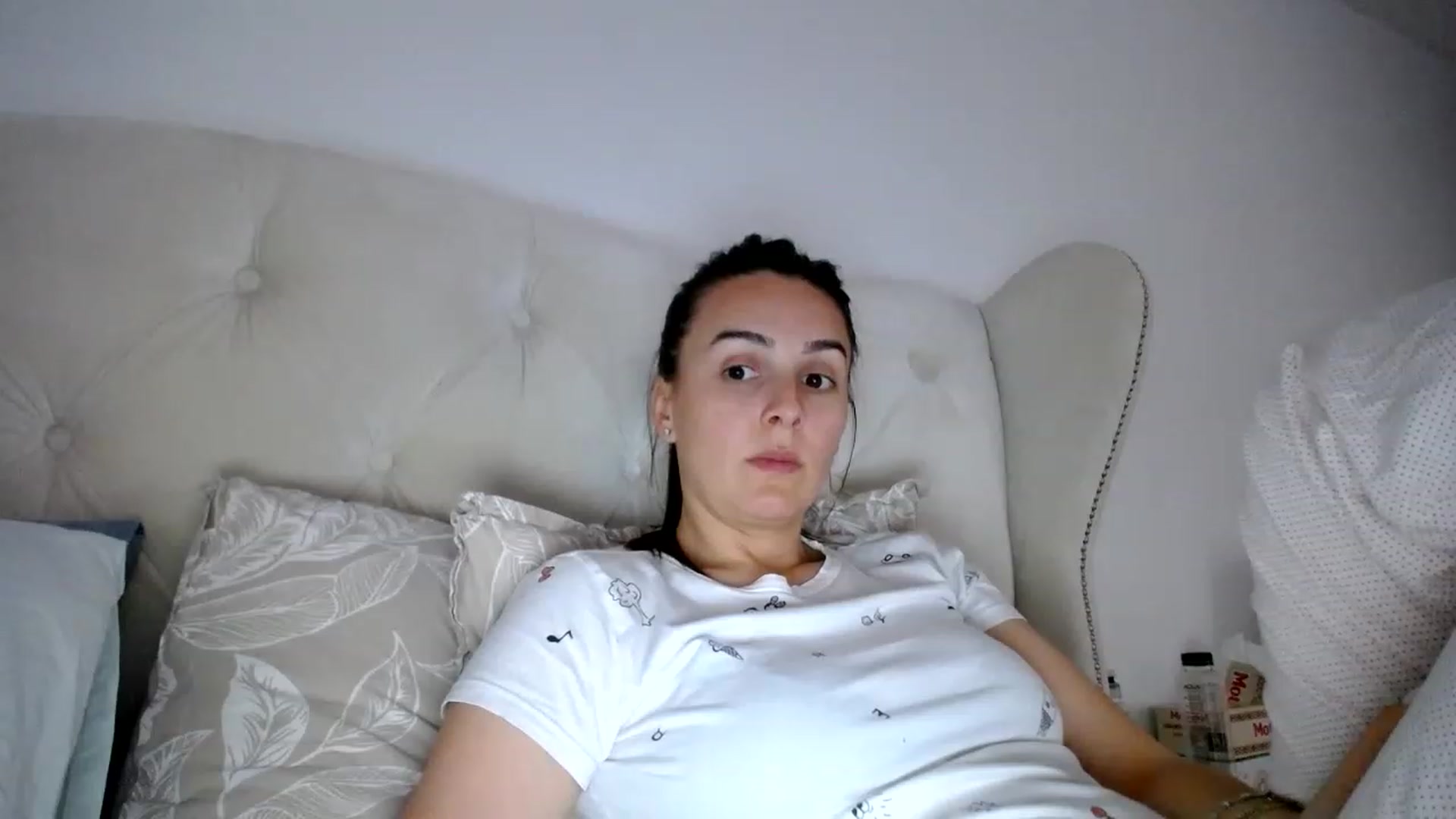 Gallery image thumbnail from L_A_U's myfreecams stream on, 05/21/2023, 16:16 image 14 of 20