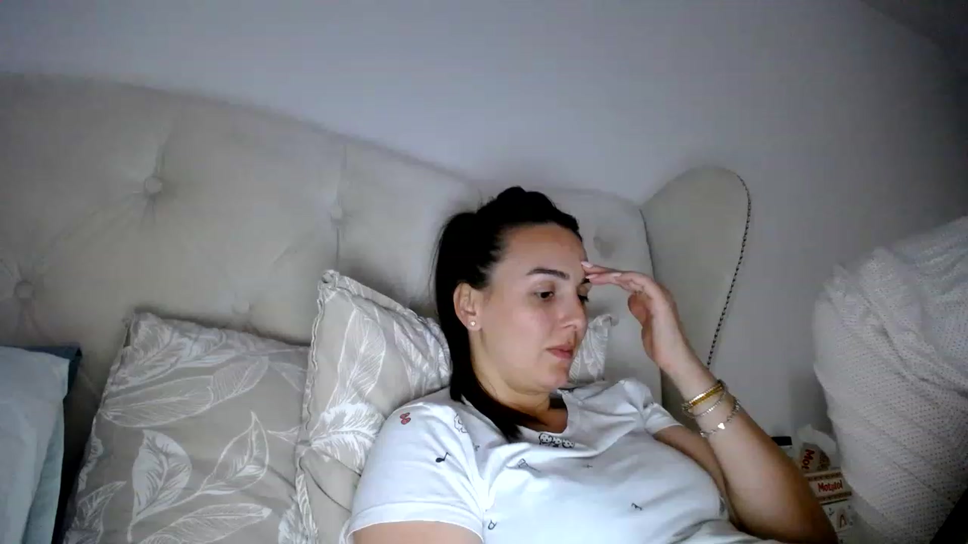 Gallery image thumbnail from L_A_U's myfreecams stream on, 05/21/2023, 16:16 image 5 of 20