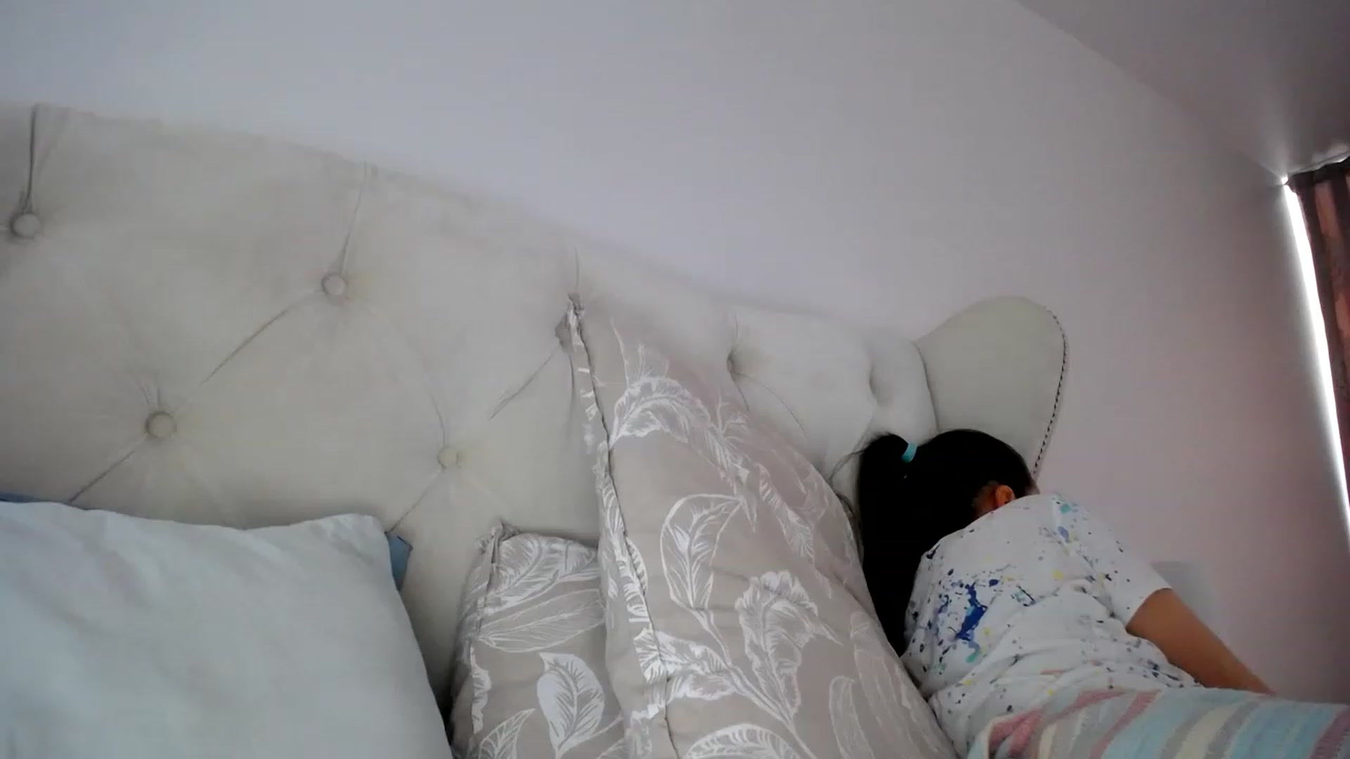 Gallery image thumbnail from L_A_U's myfreecams stream on, 05/22/2023, 10:06 image 17 of 20