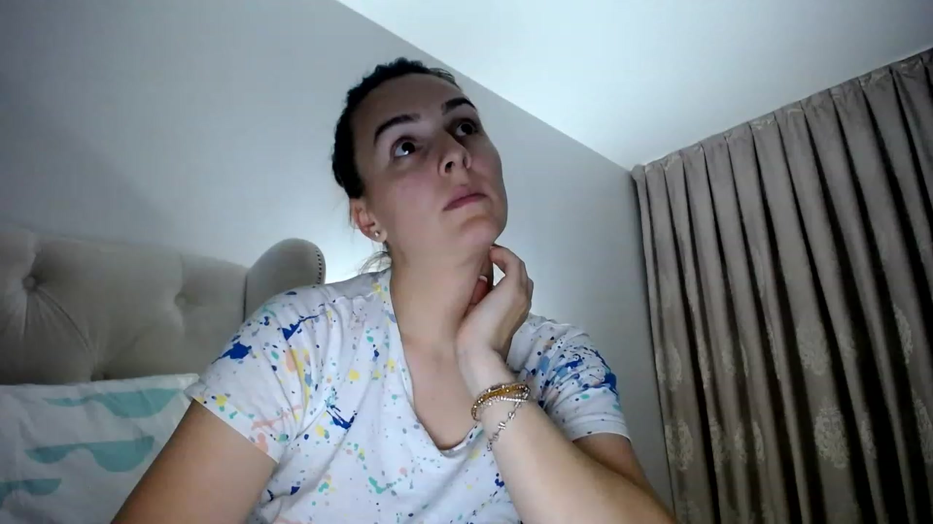 Gallery image thumbnail from L_A_U's myfreecams stream on, 05/23/2023, 21:00 image 3 of 20