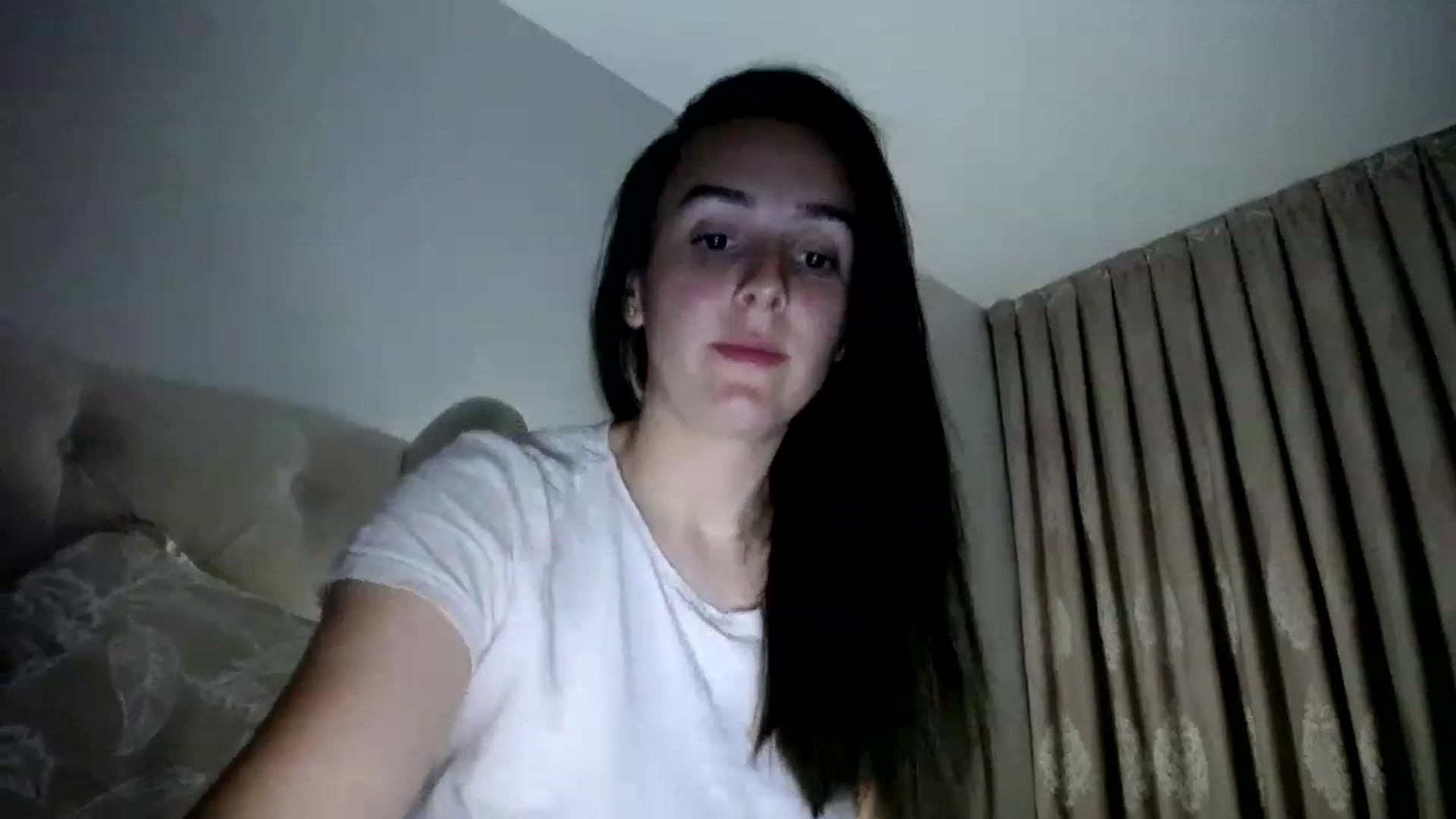Gallery image thumbnail from L_A_U's myfreecams stream on, 06/04/2023, 02:15 image 12 of 20