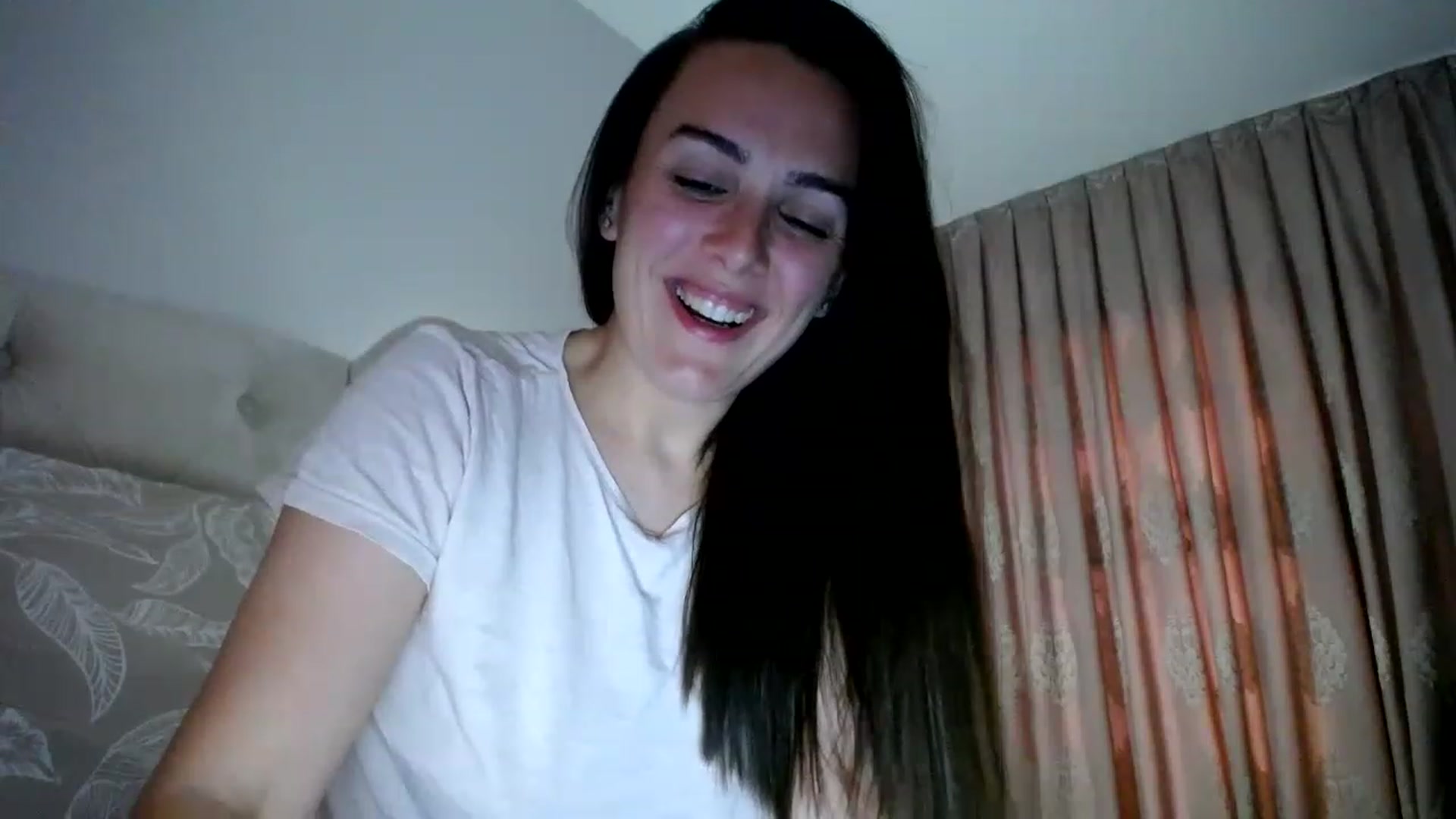 Gallery image thumbnail from L_A_U's myfreecams stream on, 06/04/2023, 03:08 image 11 of 20