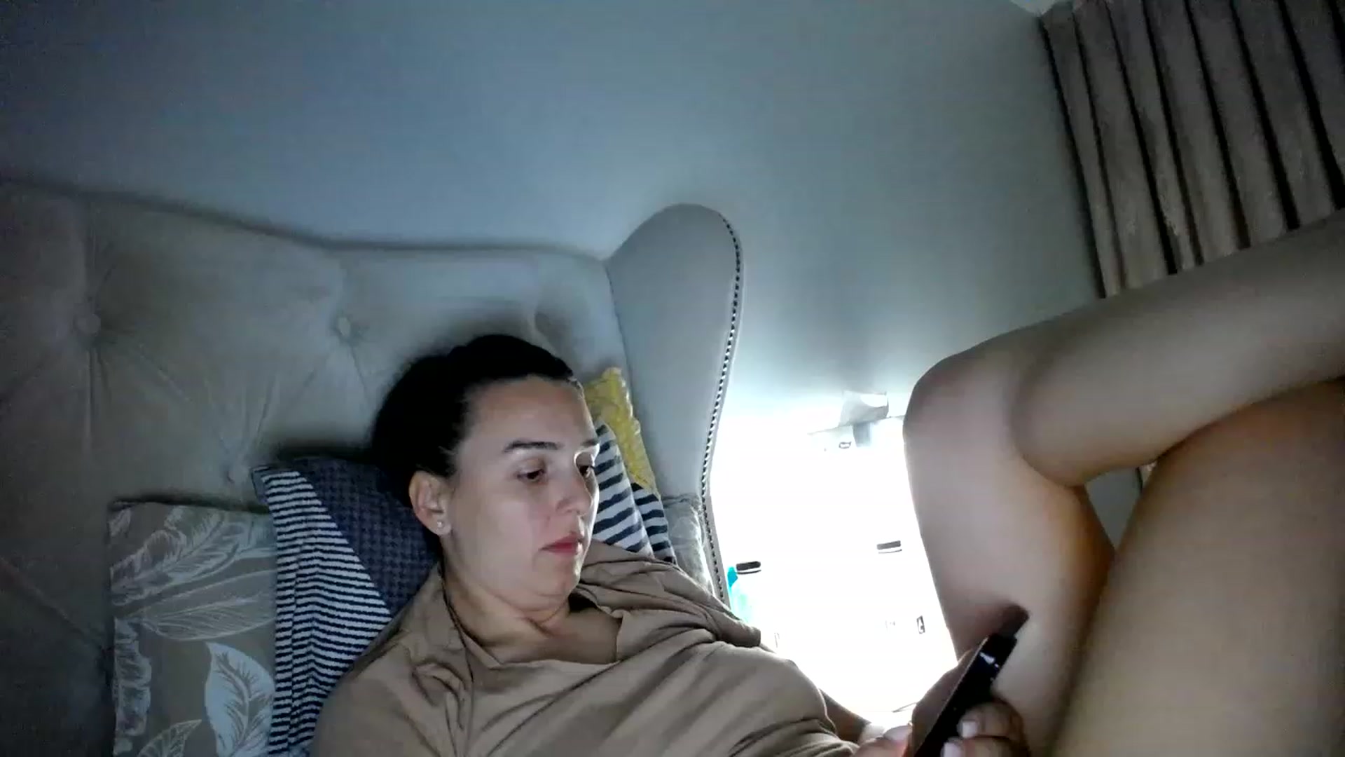 Gallery image thumbnail from L_A_U's myfreecams stream on, 06/06/2023, 22:34 image 18 of 20