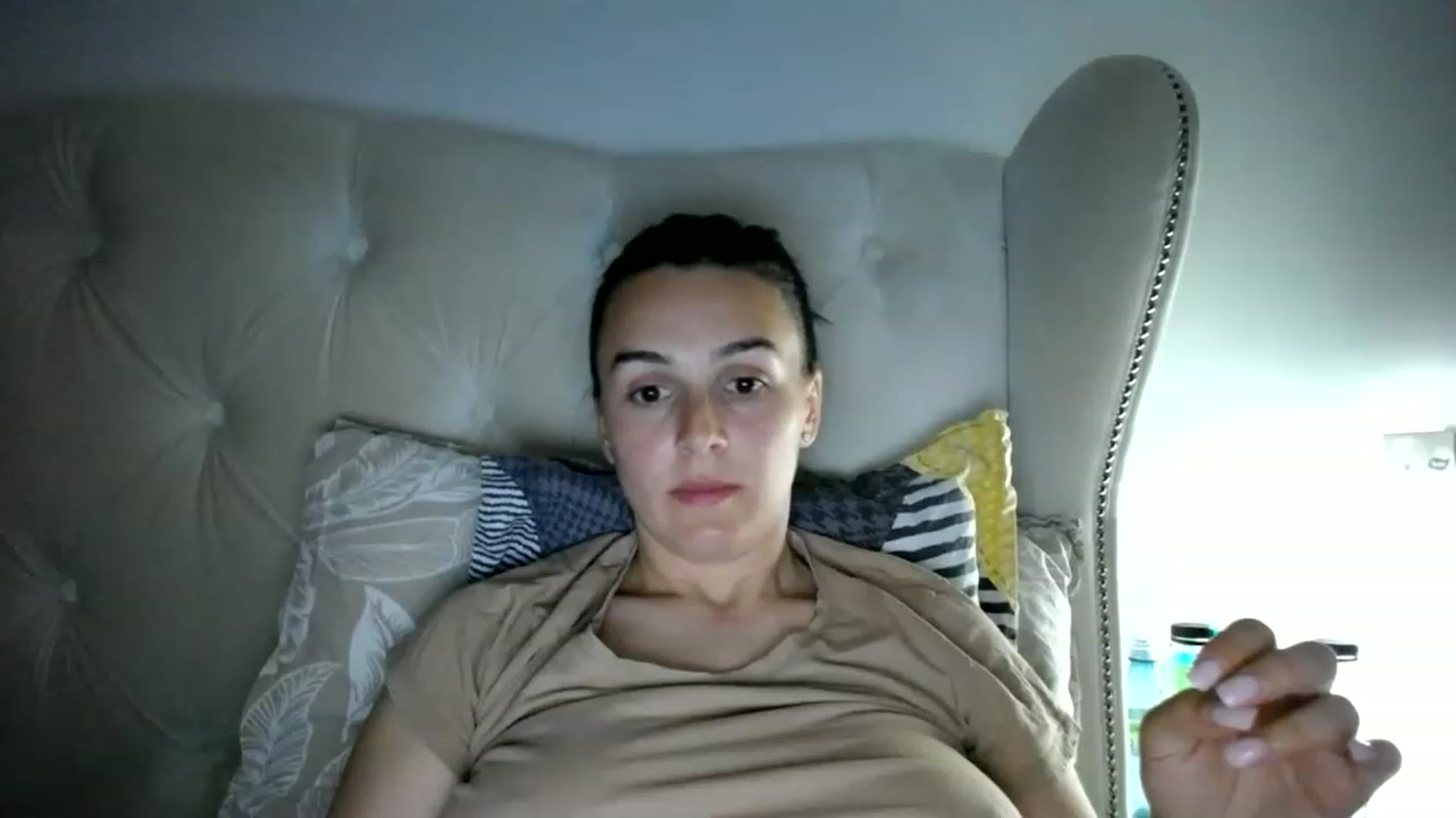Gallery image thumbnail from L_A_U's myfreecams stream on, 06/06/2023, 22:34 image 7 of 20