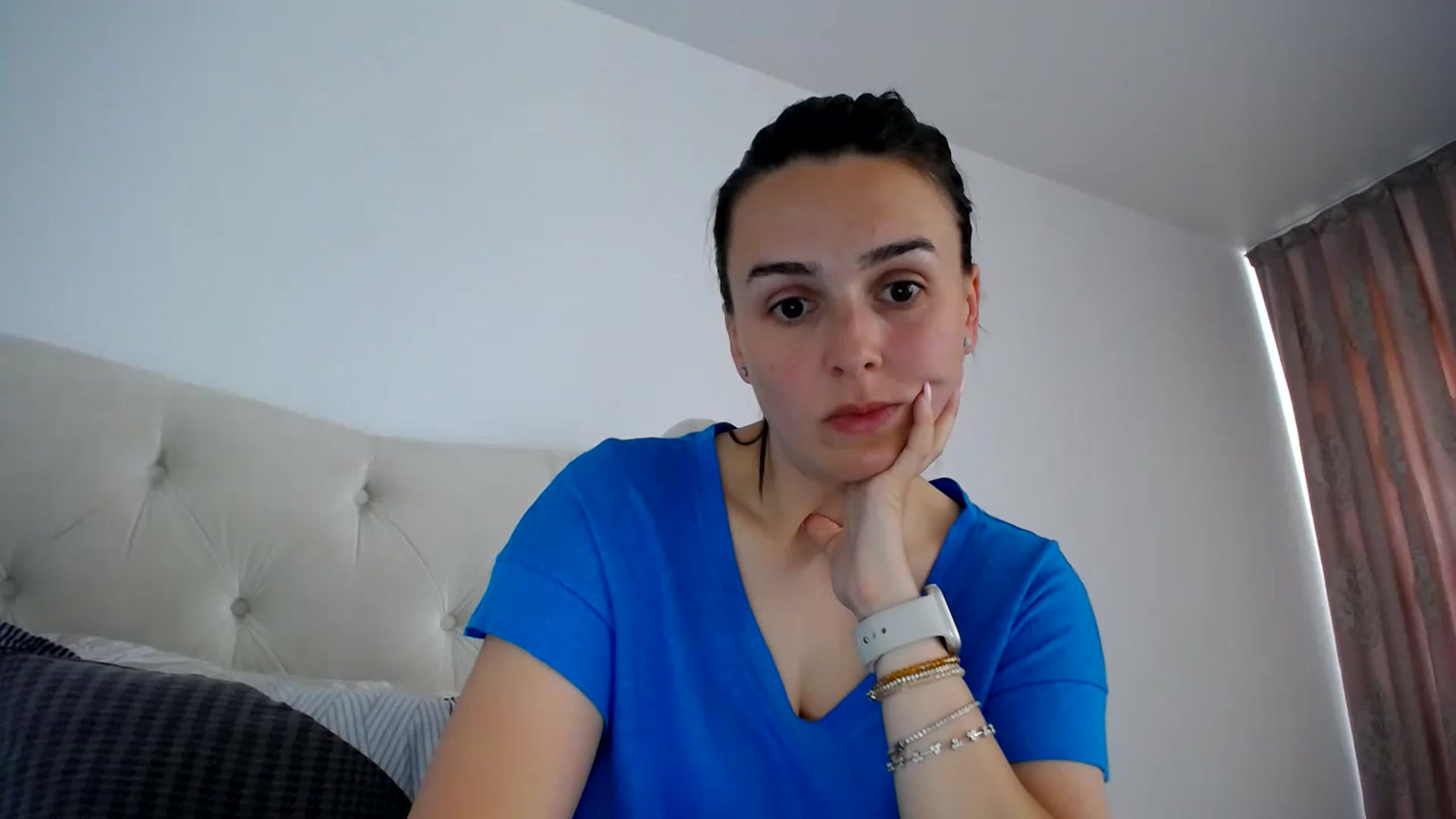 Gallery image thumbnail from L_A_U's myfreecams stream on, 06/08/2023, 12:38 image 17 of 20