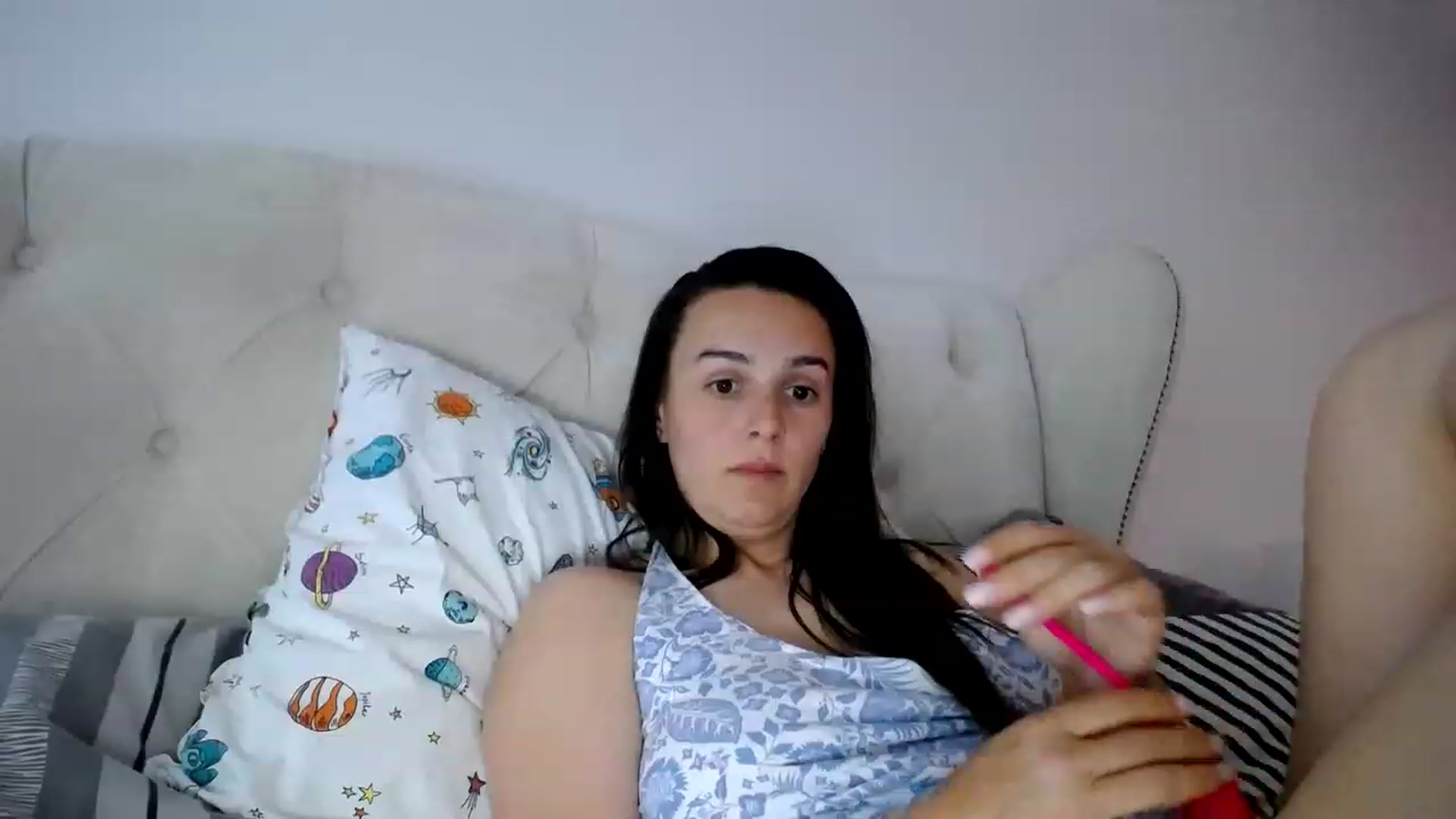 Gallery image thumbnail from L_A_U's myfreecams stream on, 06/08/2023, 12:38 image 5 of 20