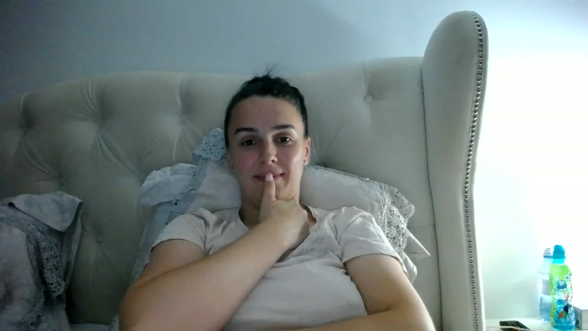 Gallery image thumbnail from L_A_U's myfreecams stream on, 06/12/2023, 19:26 image 16 of 20