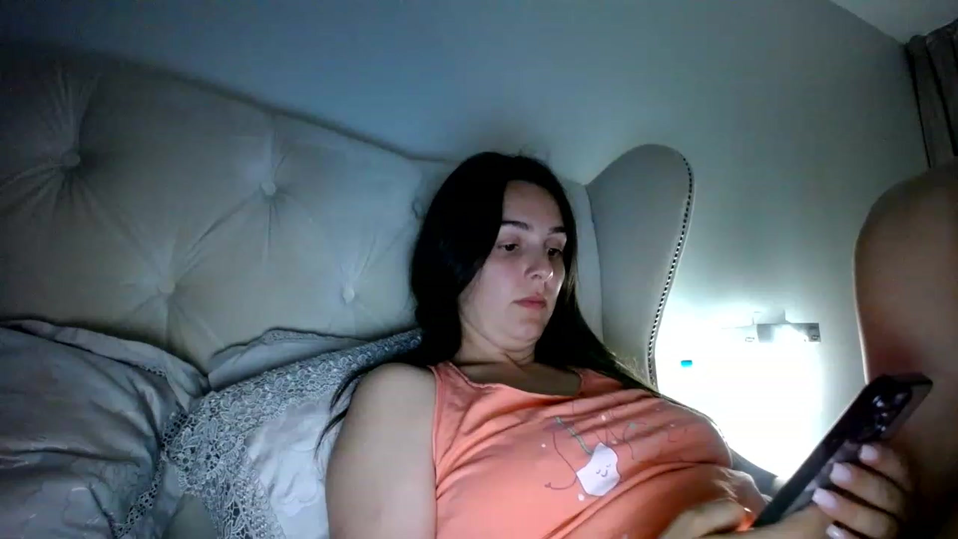 Gallery image thumbnail from L_A_U's myfreecams stream on, 06/15/2023, 22:13 image 7 of 20