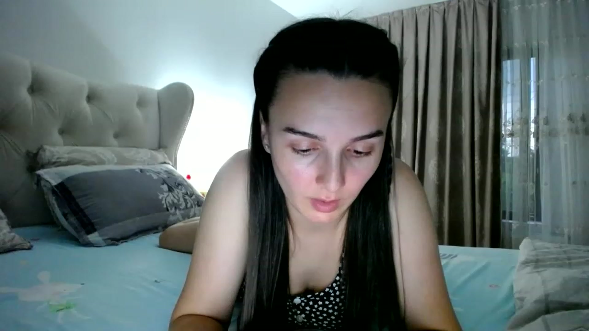 Gallery image thumbnail from L_A_U's myfreecams stream on, 06/24/2023, 17:55 image 6 of 20