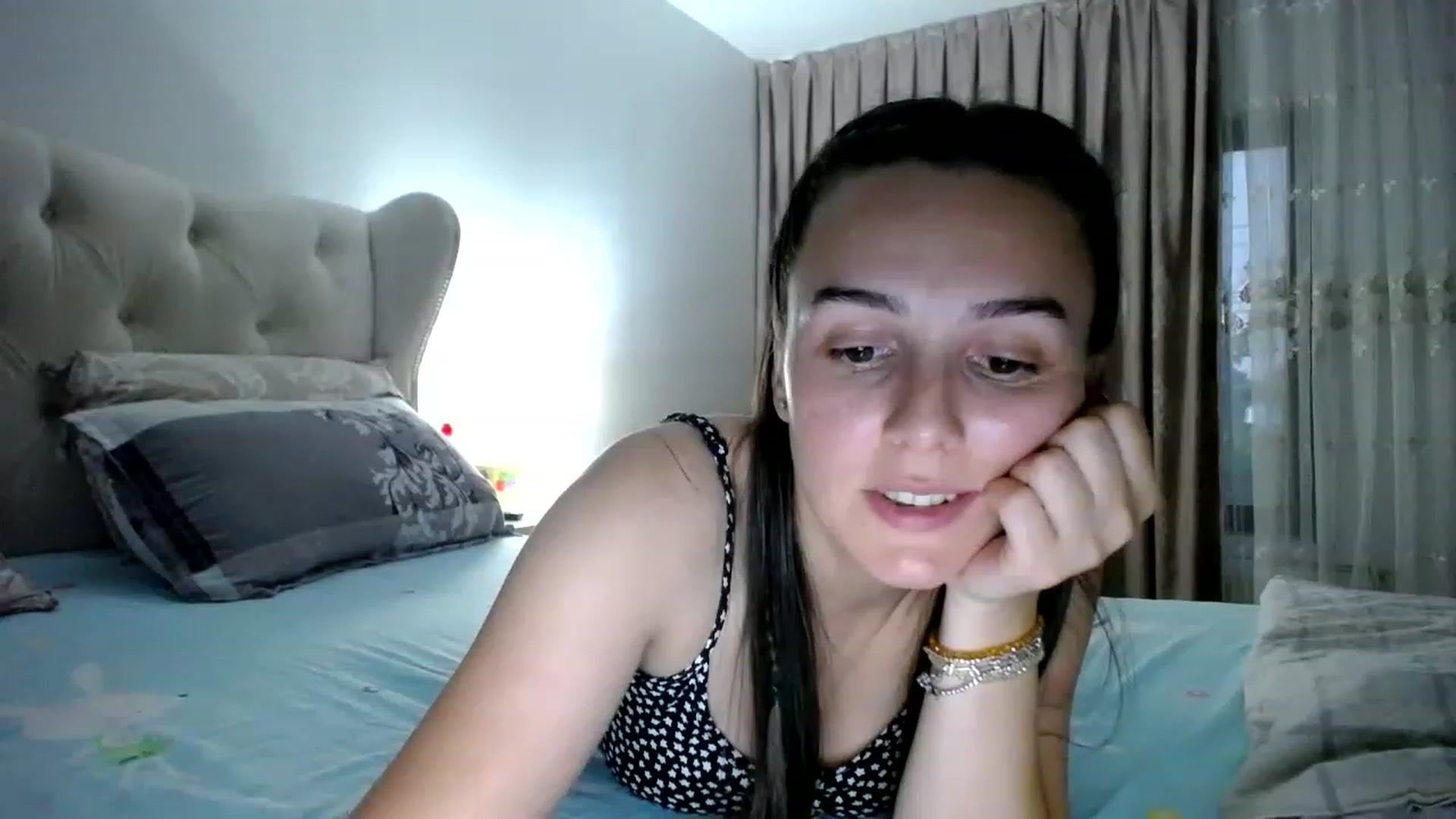 Gallery image thumbnail from L_A_U's myfreecams stream on, 06/24/2023, 17:55 image 9 of 20