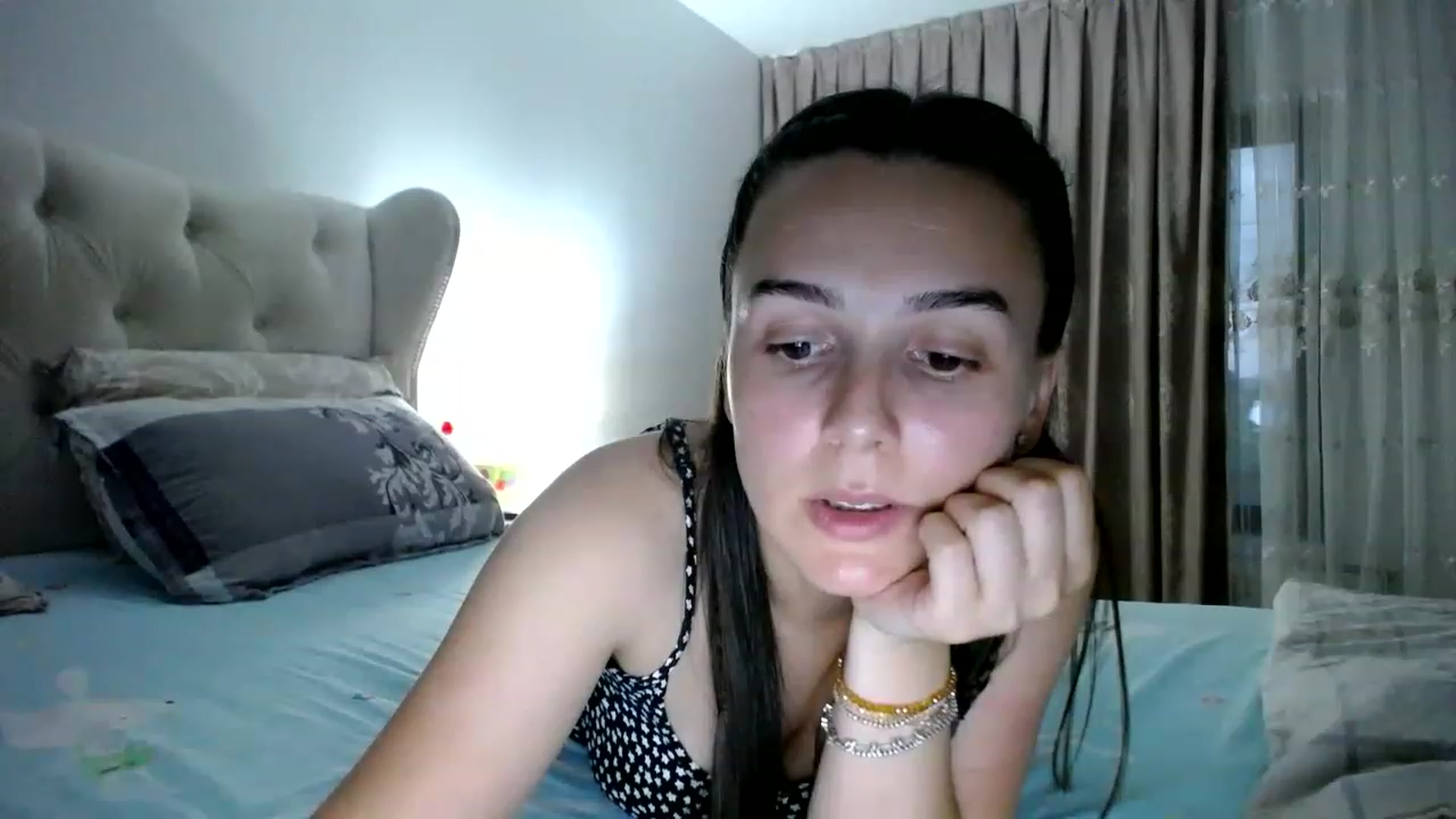 Gallery image thumbnail from L_A_U's myfreecams stream on, 06/24/2023, 17:55 image 10 of 20