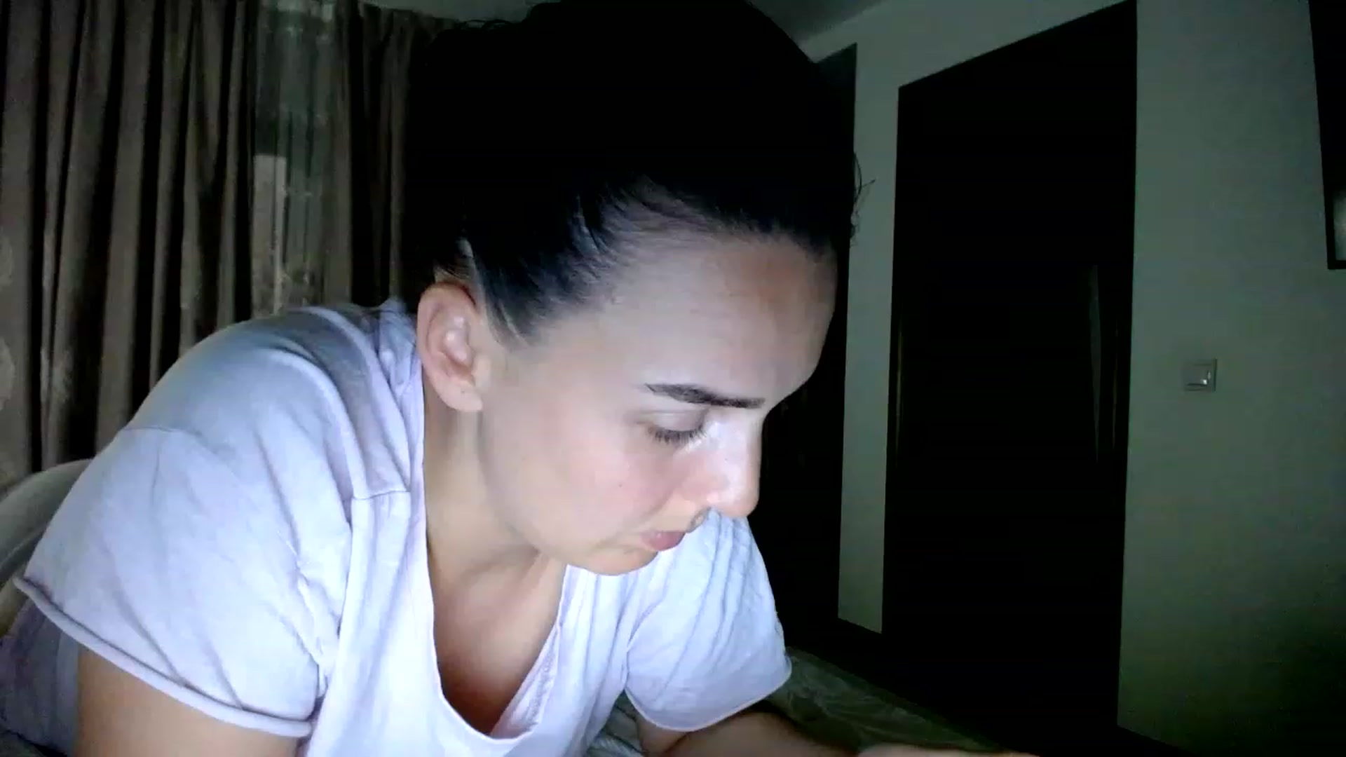 Gallery image thumbnail from L_A_U's myfreecams stream on, 07/13/2023, 21:04 image 15 of 20
