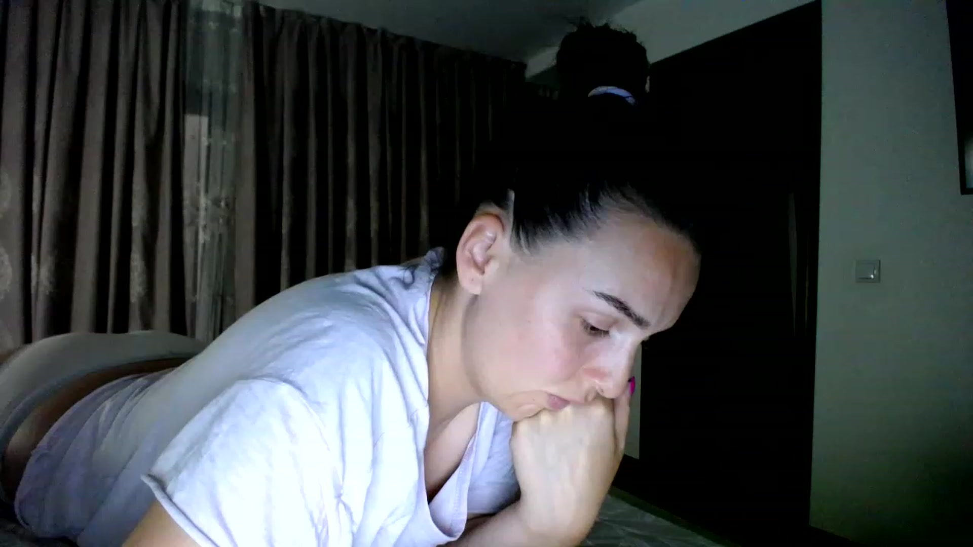 Gallery image thumbnail from L_A_U's myfreecams stream on, 07/13/2023, 21:04 image 10 of 20