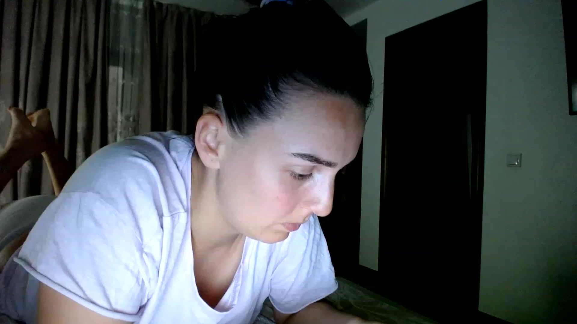 Gallery image thumbnail from L_A_U's myfreecams stream on, 07/13/2023, 21:04 image 19 of 20