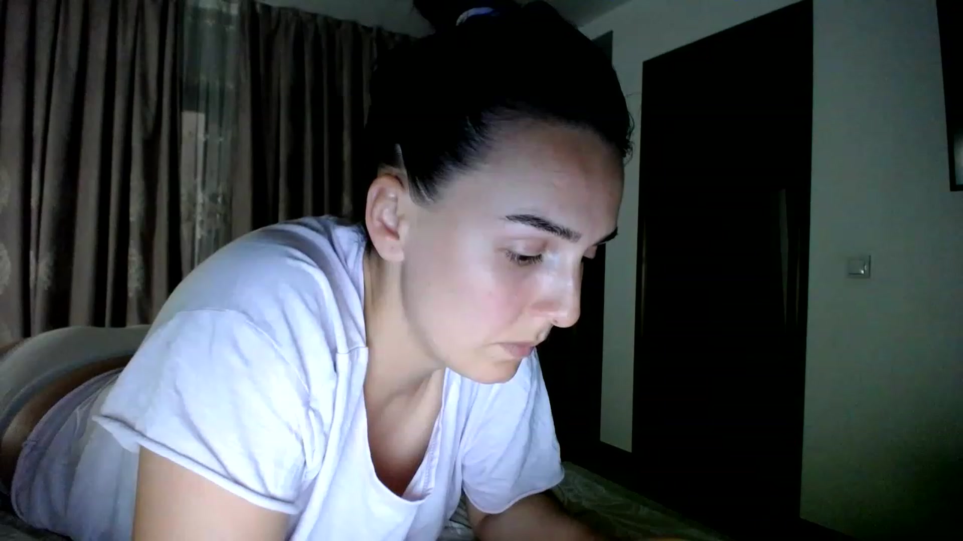 Gallery image thumbnail from L_A_U's myfreecams stream on, 07/13/2023, 21:04 image 5 of 20