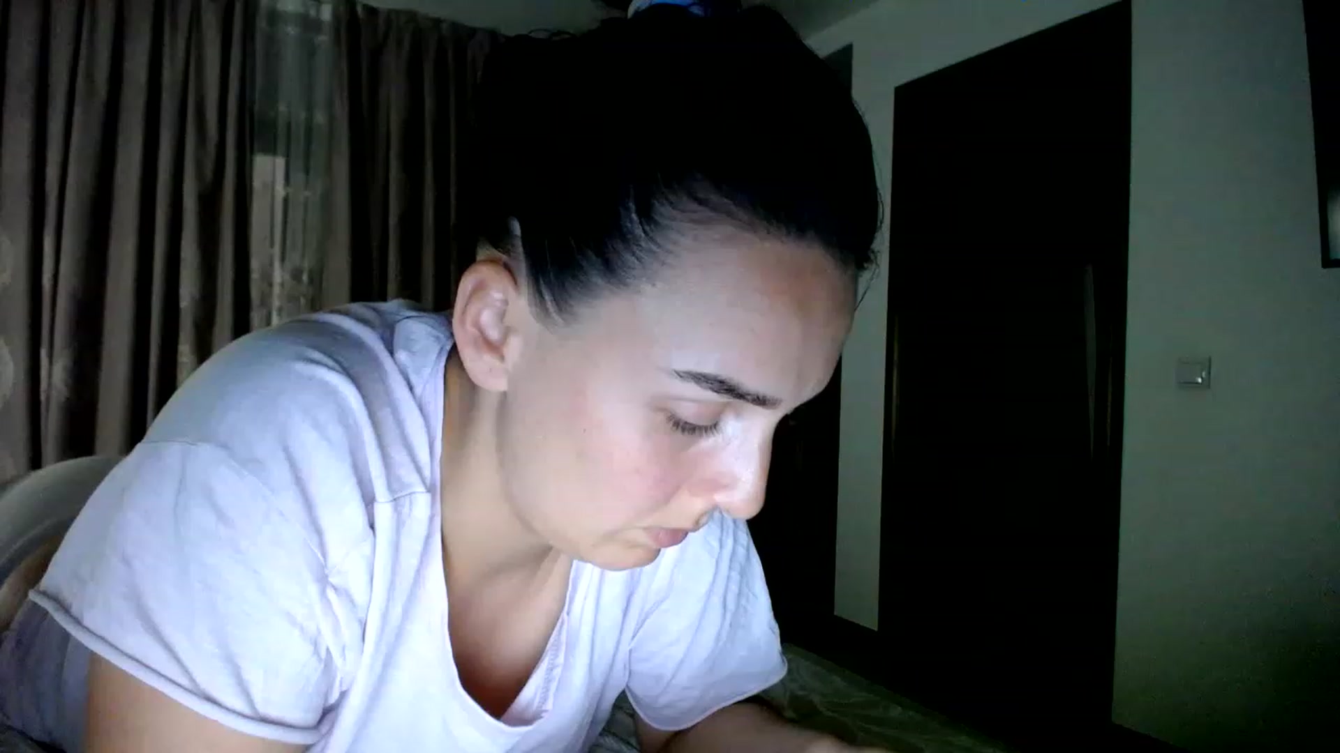 Gallery image thumbnail from L_A_U's myfreecams stream on, 07/13/2023, 21:04 image 18 of 20