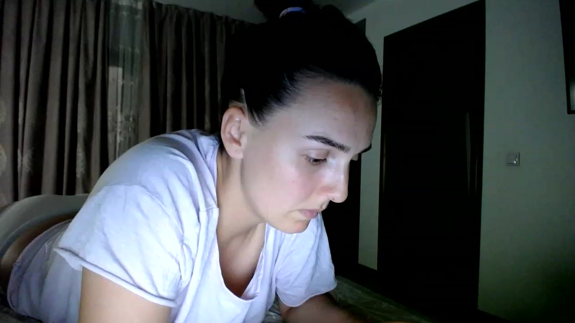 Gallery image thumbnail from L_A_U's myfreecams stream on, 07/13/2023, 21:04 image 7 of 20