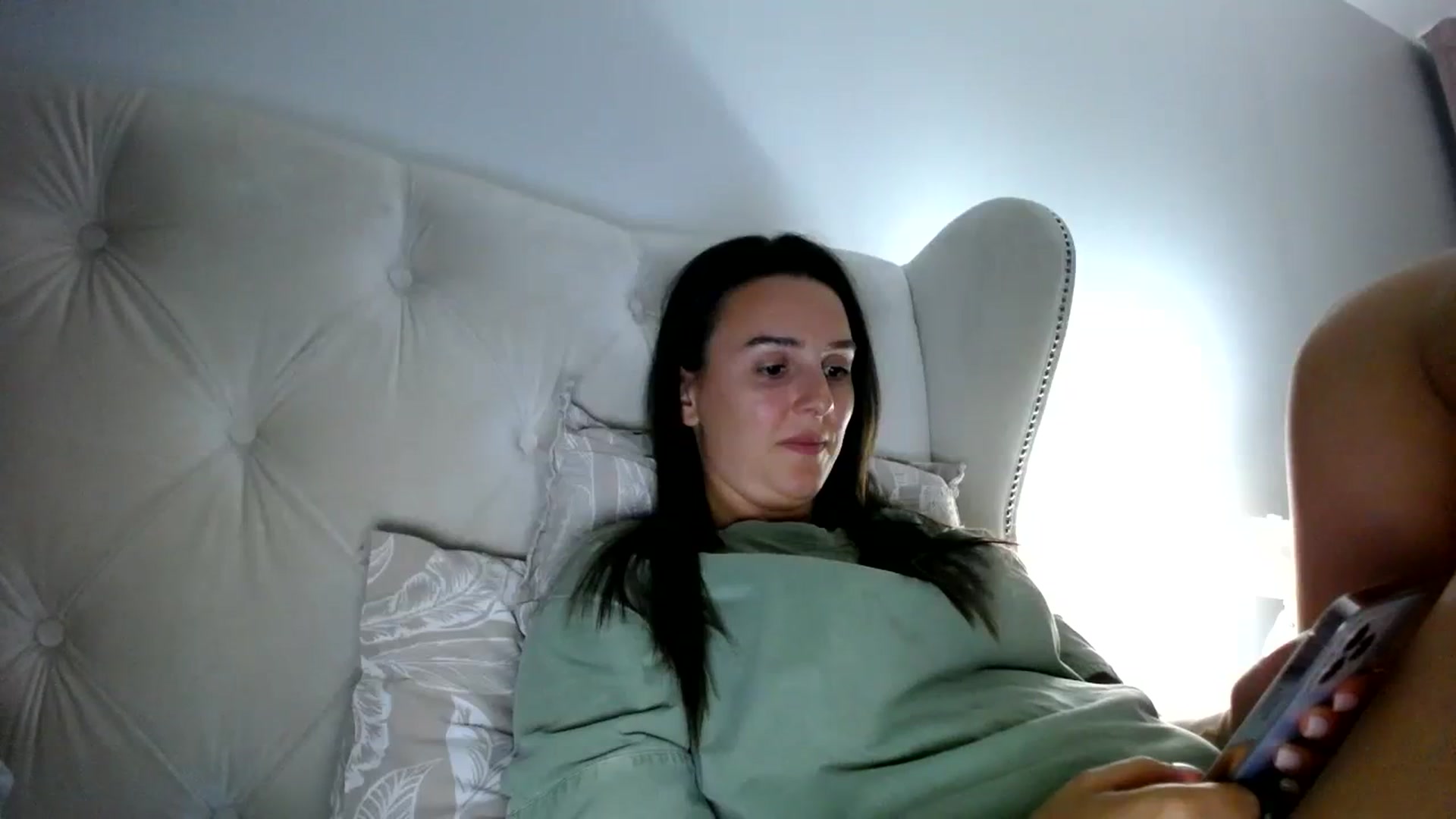 Gallery image thumbnail from L_A_U's myfreecams stream on, 07/29/2023, 18:38 image 5 of 20