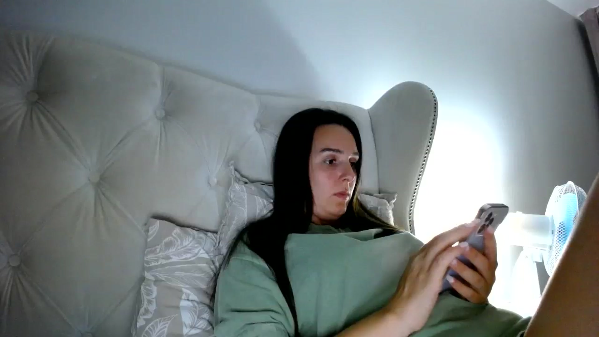 Gallery image thumbnail from L_A_U's myfreecams stream on, 07/29/2023, 18:38 image 16 of 20