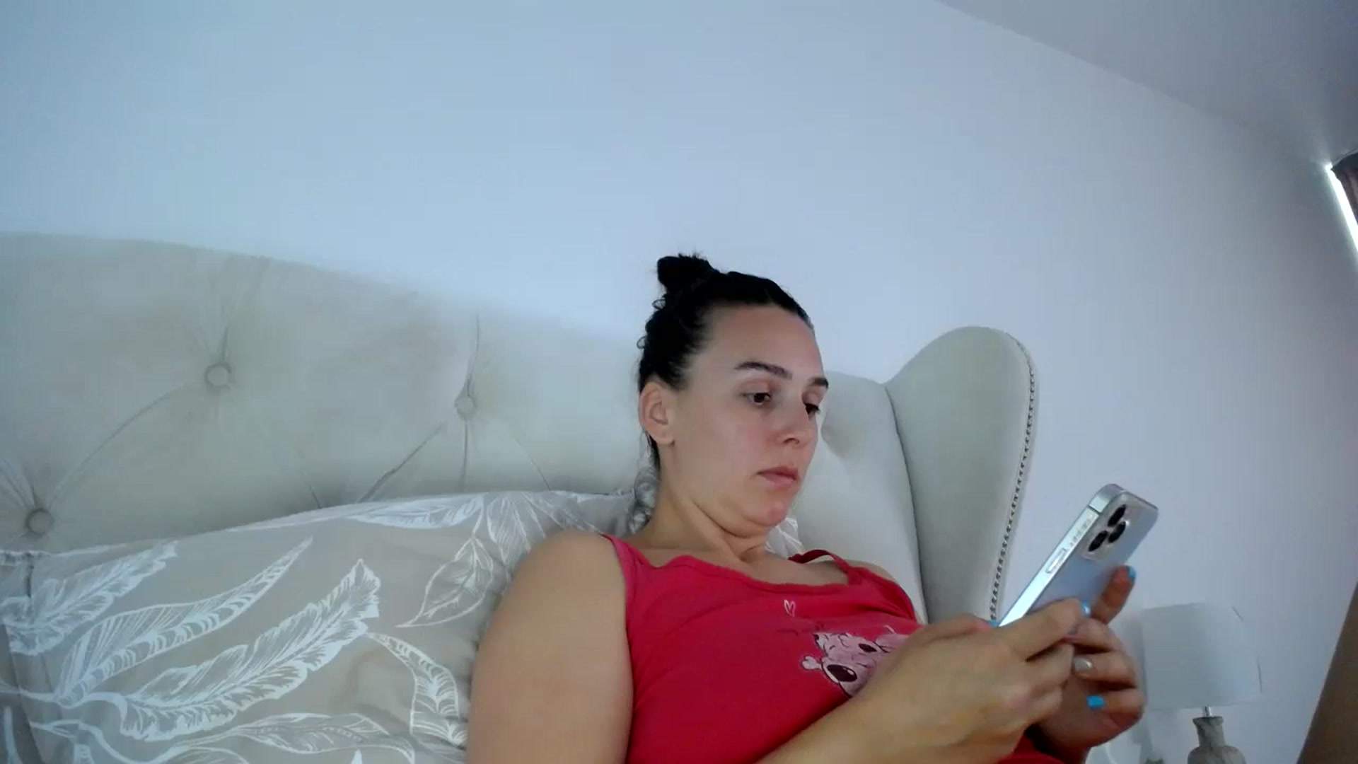 Gallery image thumbnail from L_A_U's myfreecams stream on, 08/14/2023, 10:23 image 7 of 20